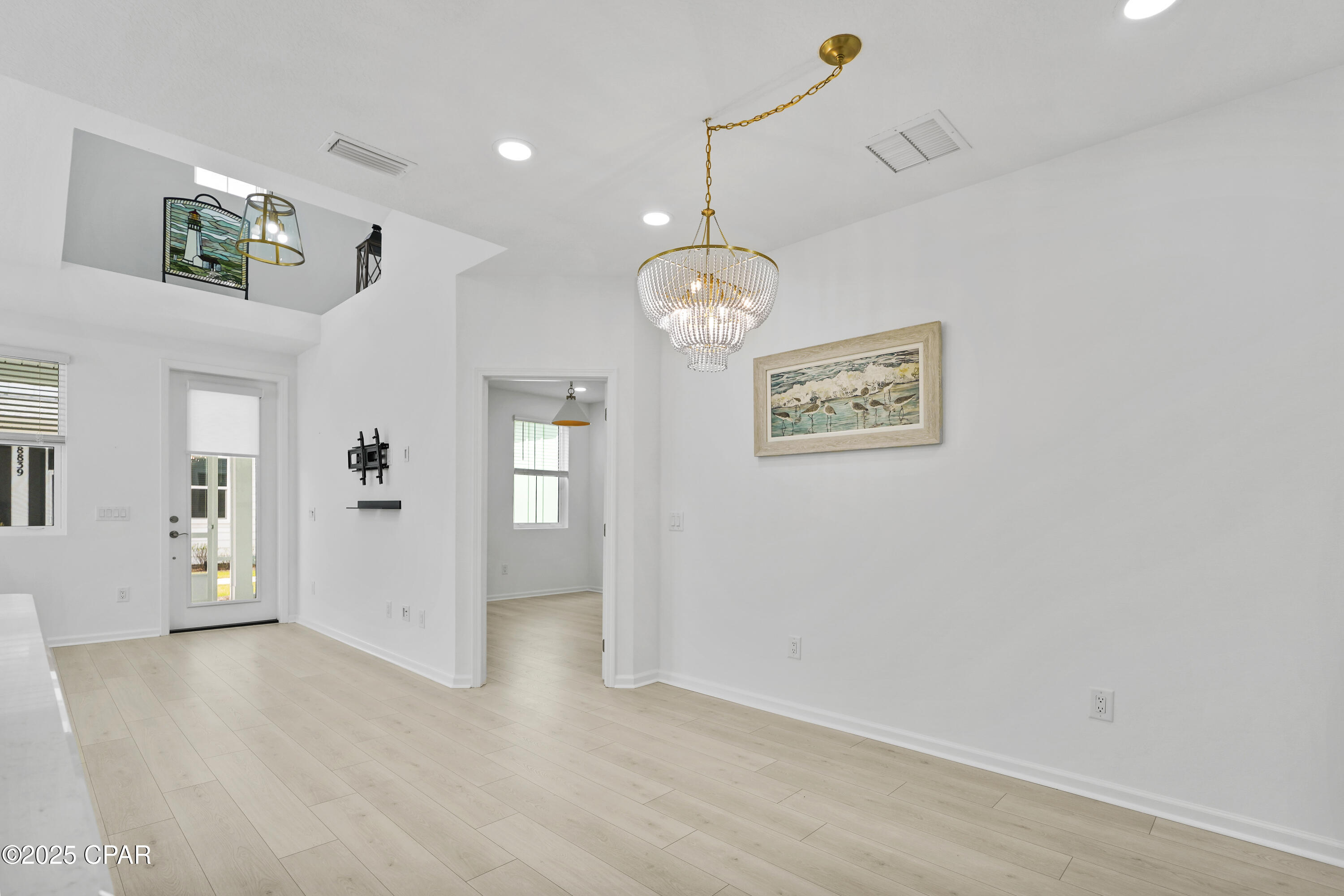 Image 22 For 8833 Attitude Avenue