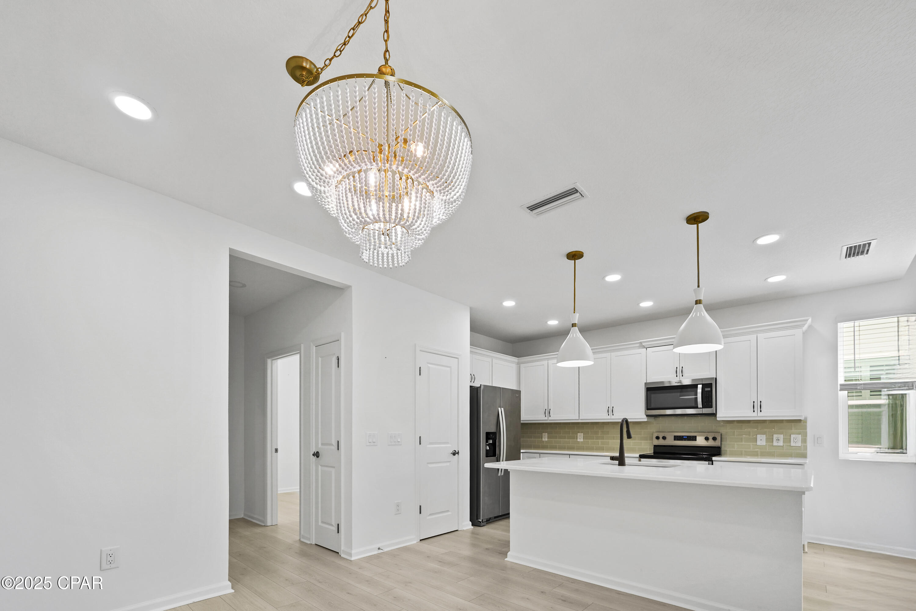 Image 24 For 8833 Attitude Avenue