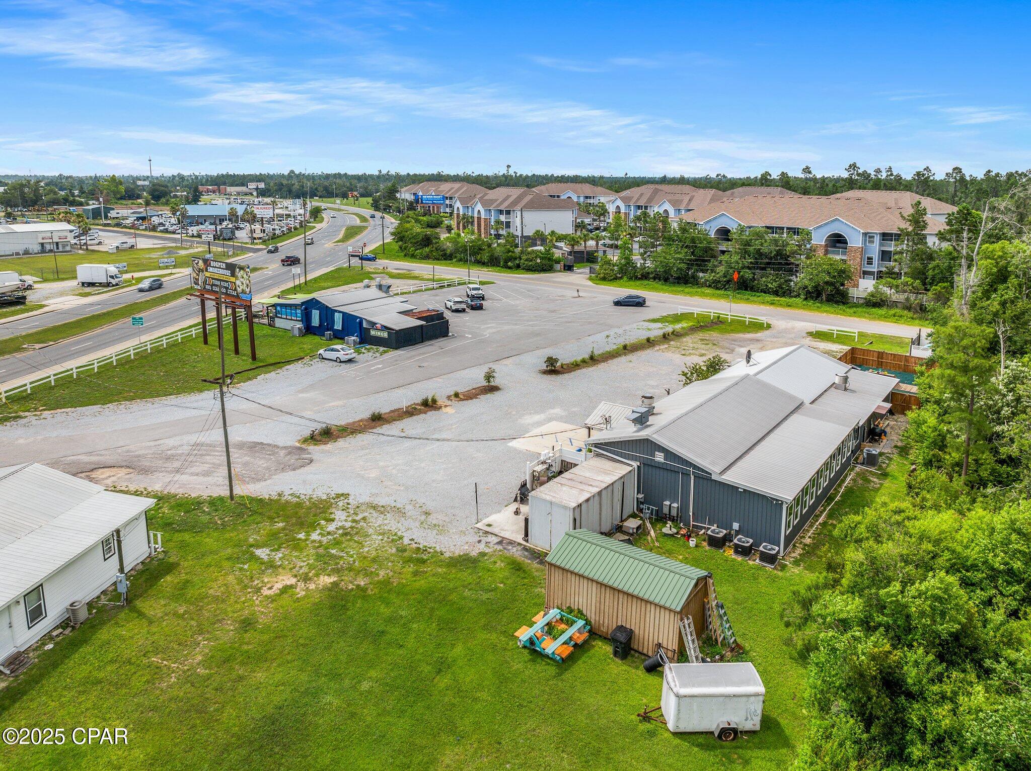 Listing photo id 4 for 1320 Tyndall Parkway Parkway