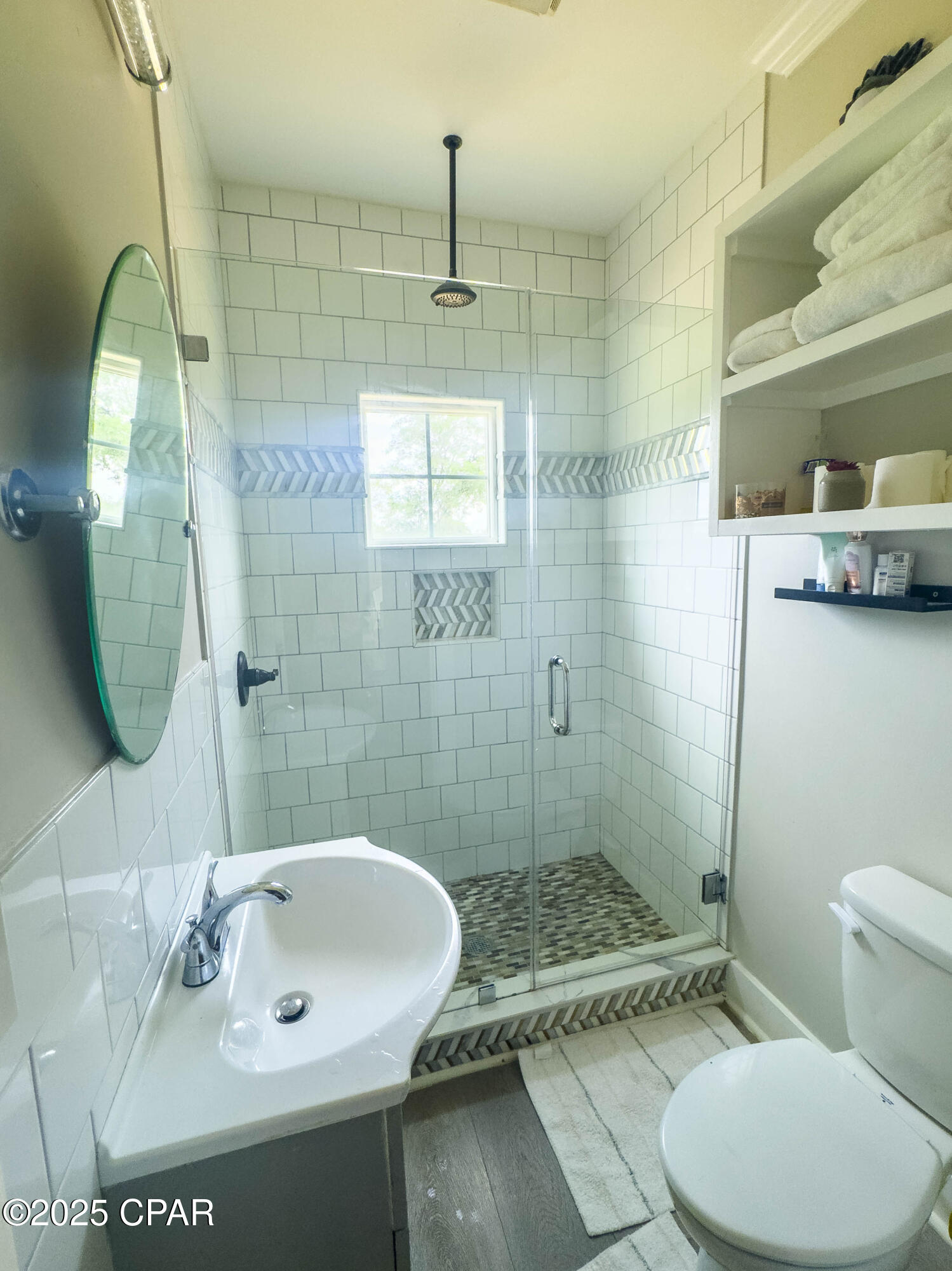 Image 16 For 20235 Bain Road