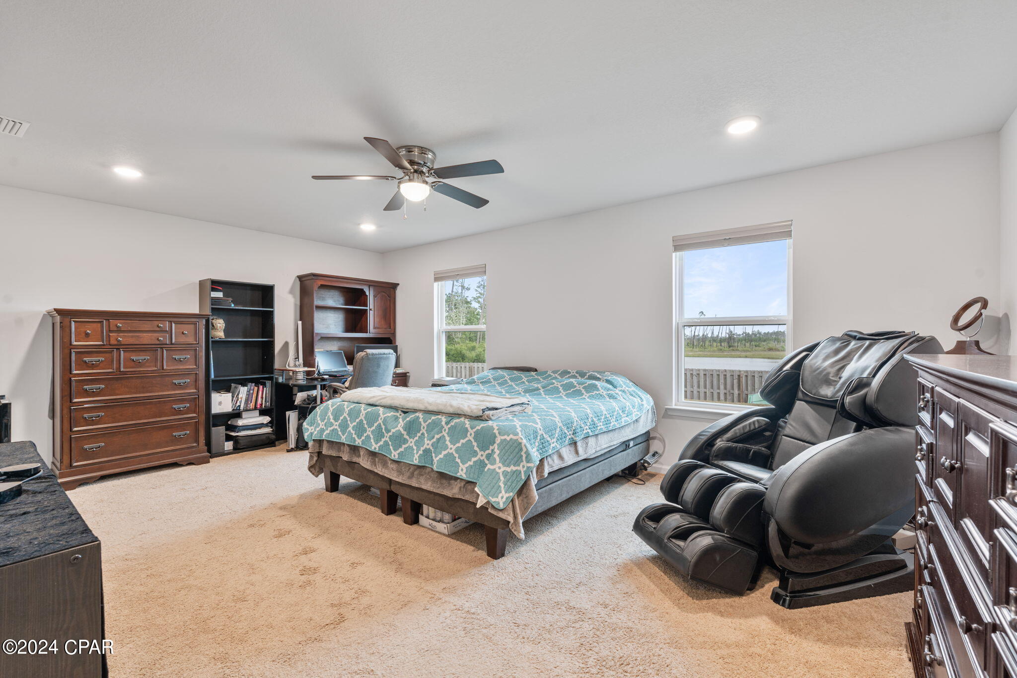 Listing photo id 21 for 3946 Whitehead Boulevard