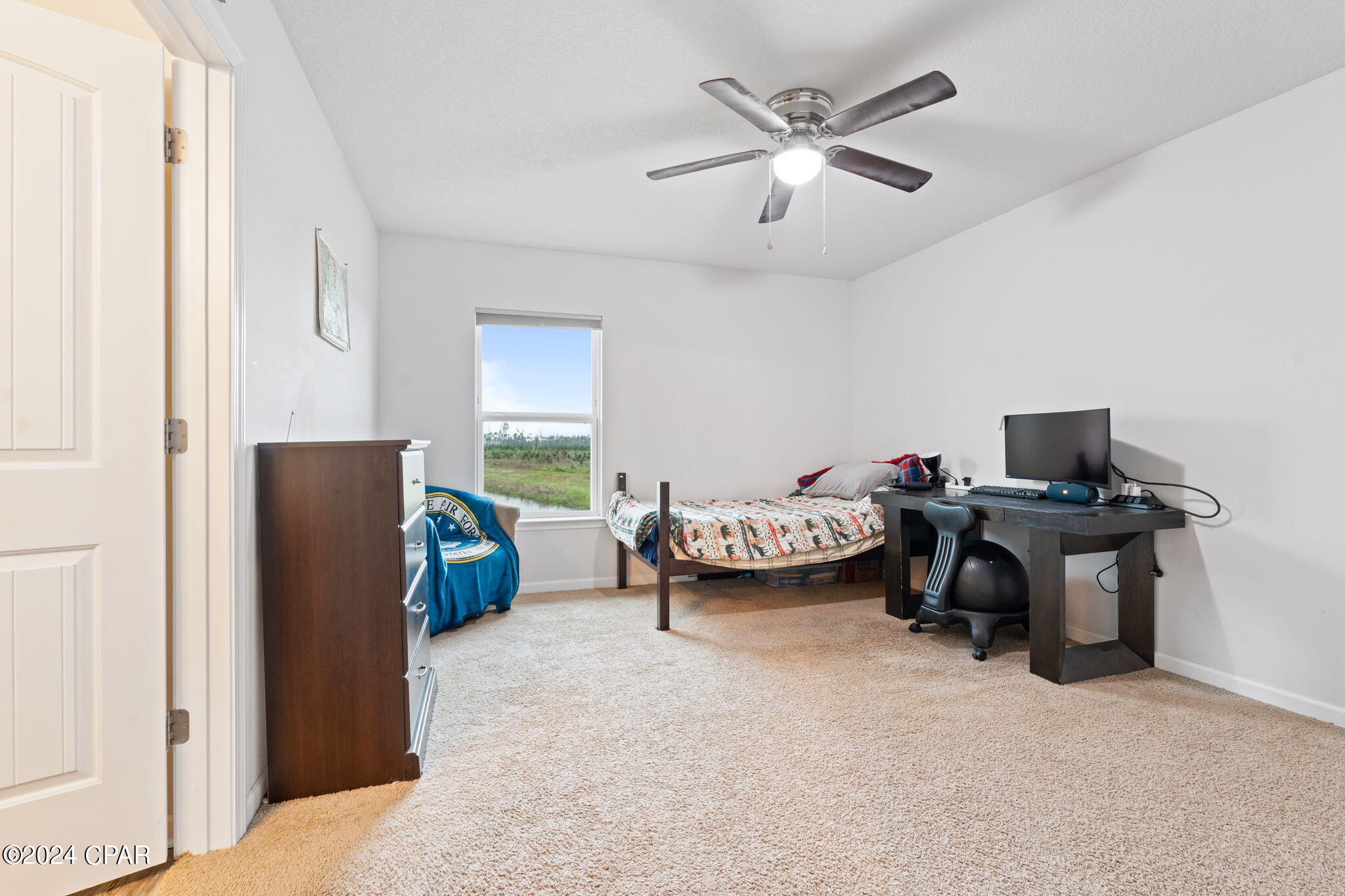 Listing photo id 34 for 3946 Whitehead Boulevard