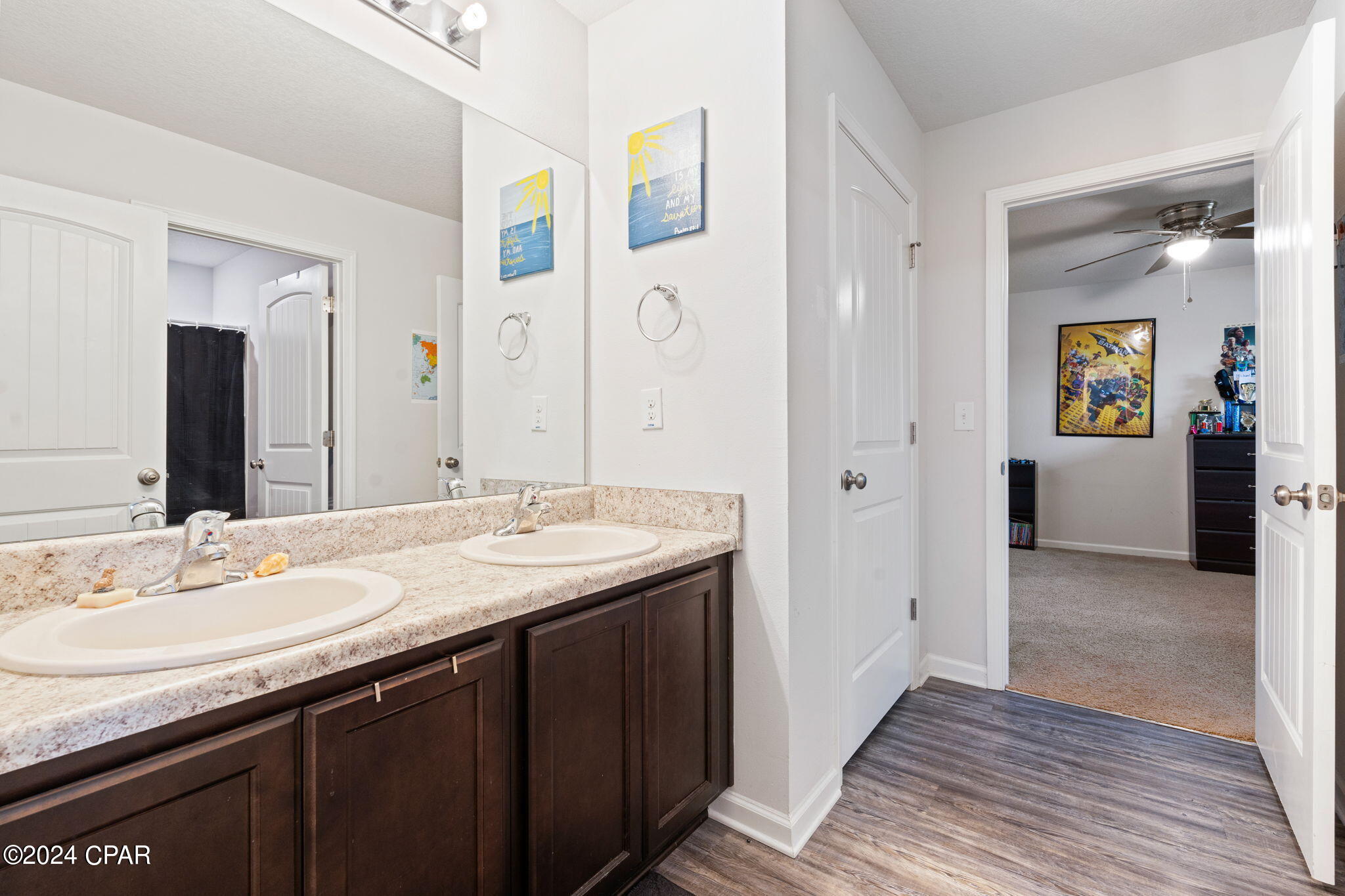 Listing photo id 36 for 3946 Whitehead Boulevard