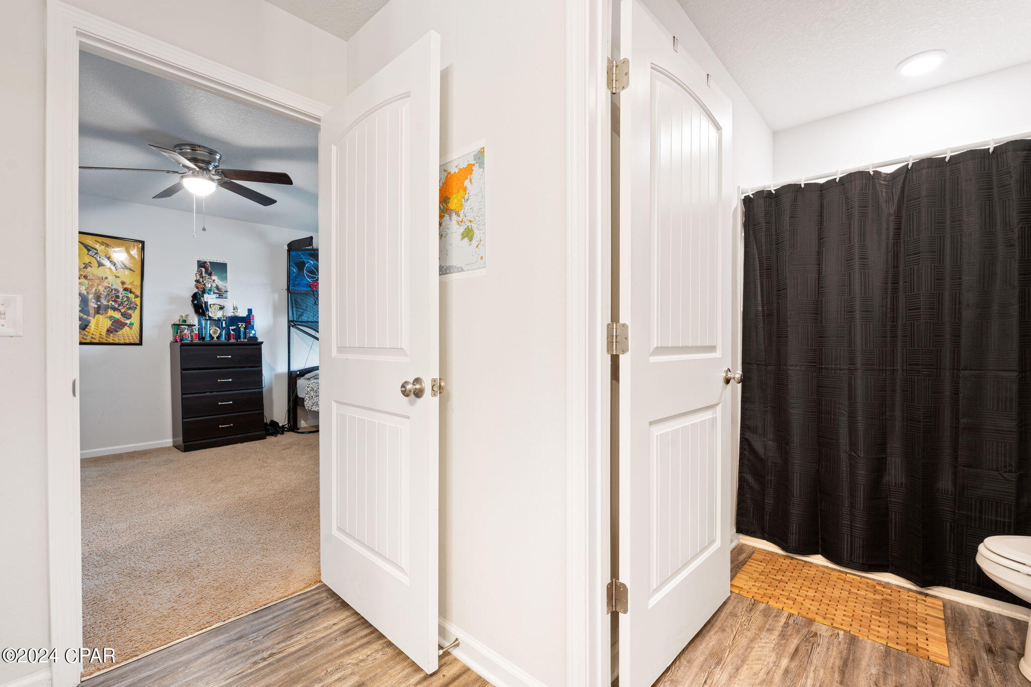 Listing photo id 37 for 3946 Whitehead Boulevard