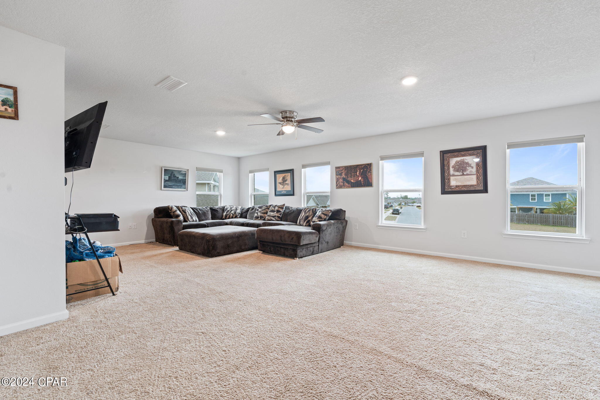 Listing photo id 4 for 3946 Whitehead Boulevard