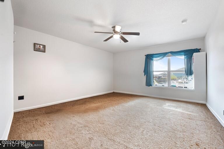 Listing photo id 42 for 3946 Whitehead Boulevard