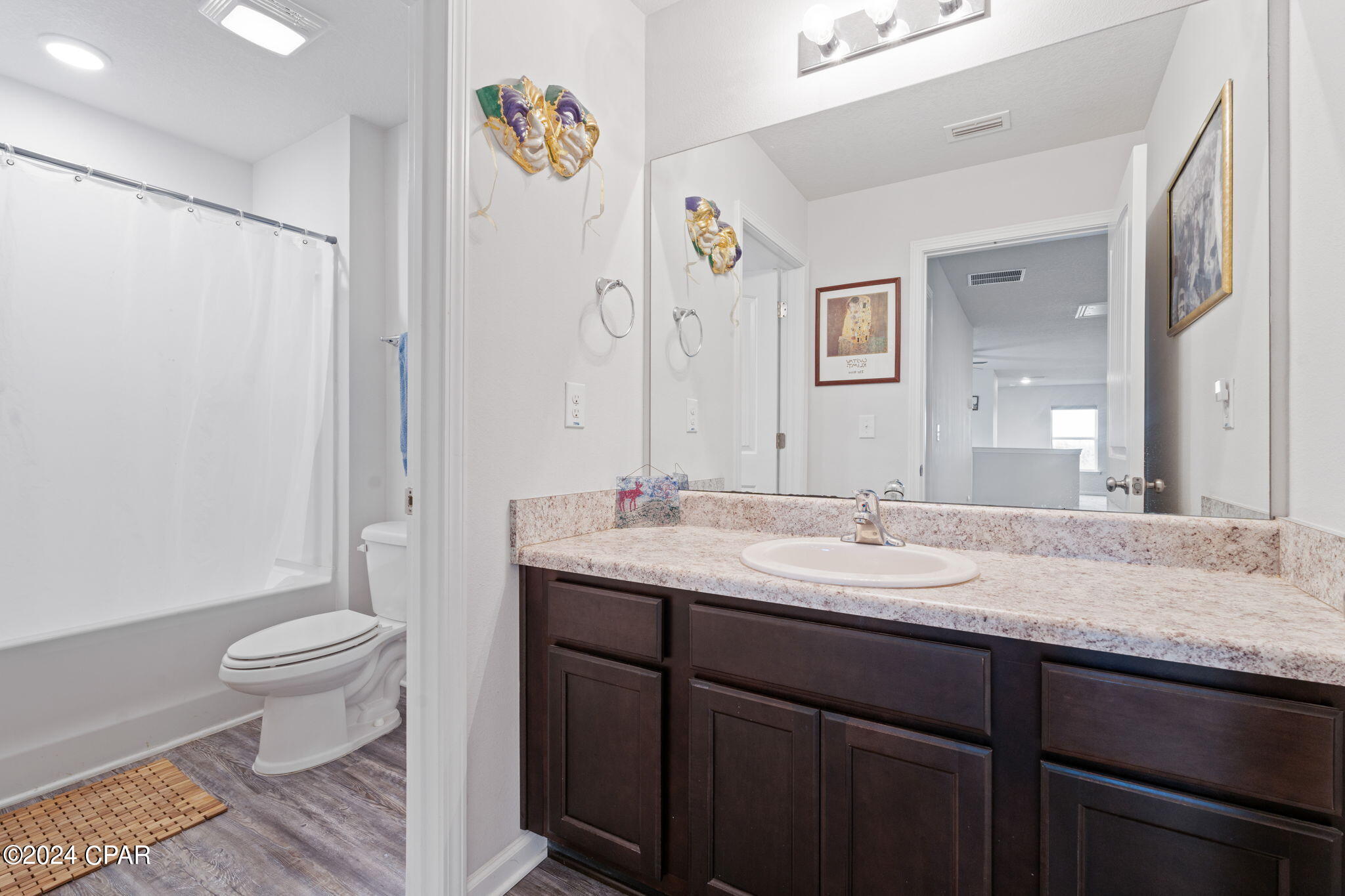 Listing photo id 48 for 3946 Whitehead Boulevard