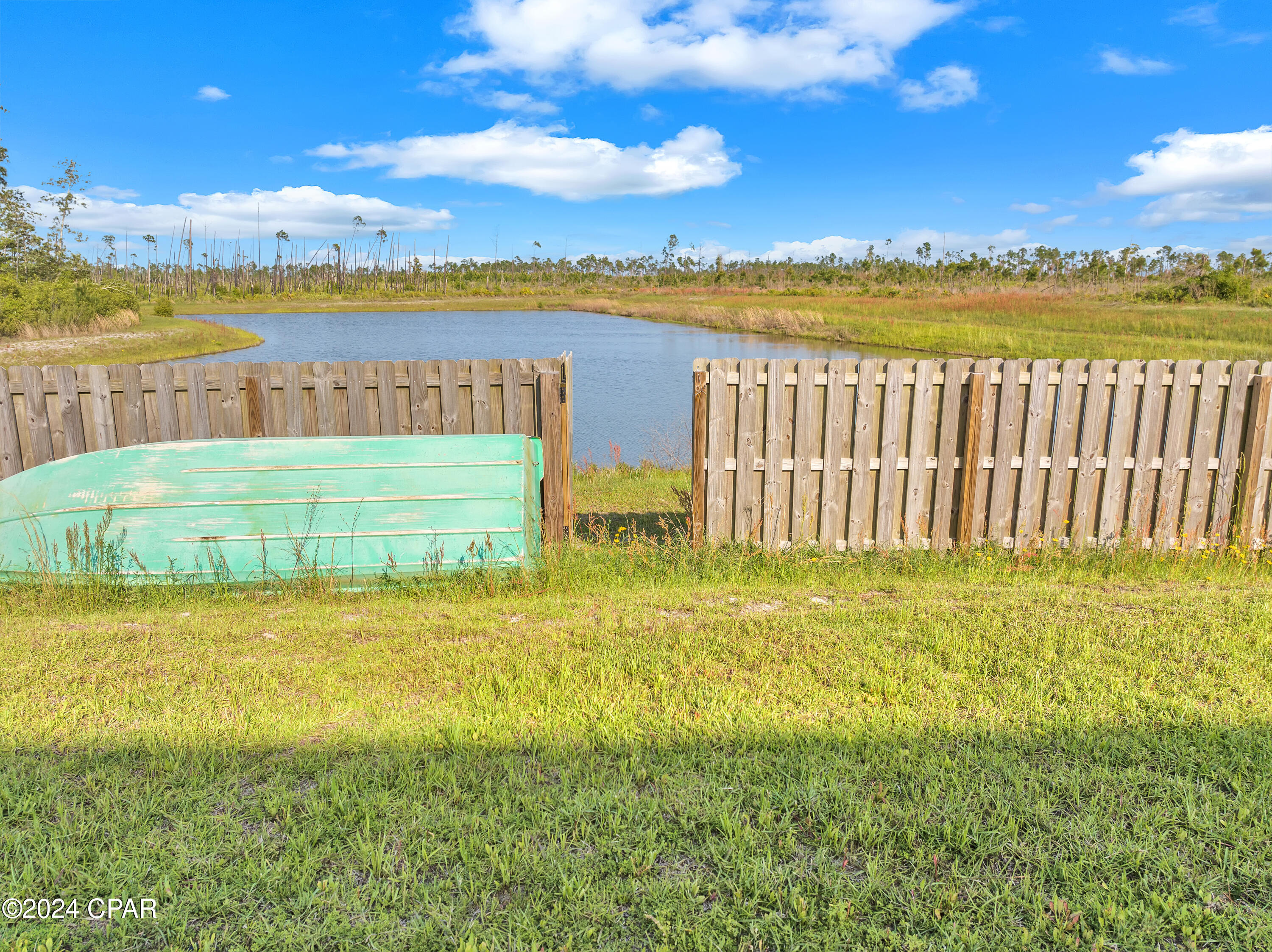 Listing photo id 51 for 3946 Whitehead Boulevard