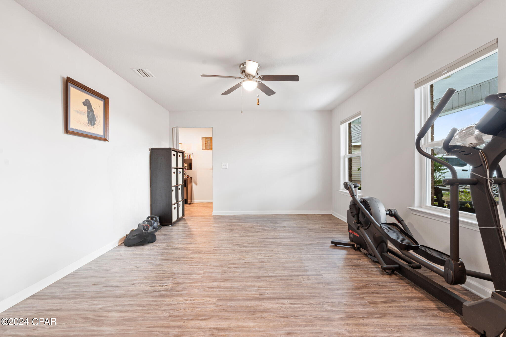 Listing photo id 7 for 3946 Whitehead Boulevard