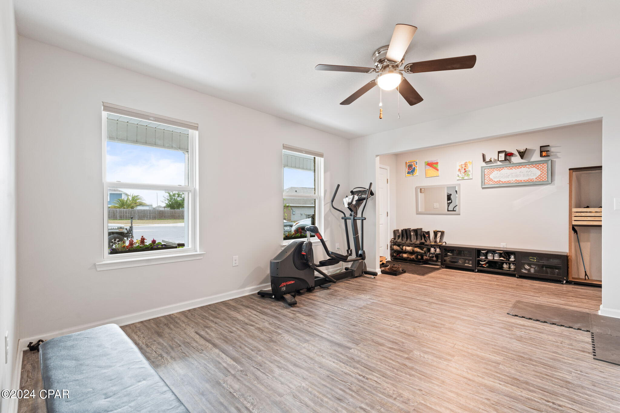Listing photo id 9 for 3946 Whitehead Boulevard