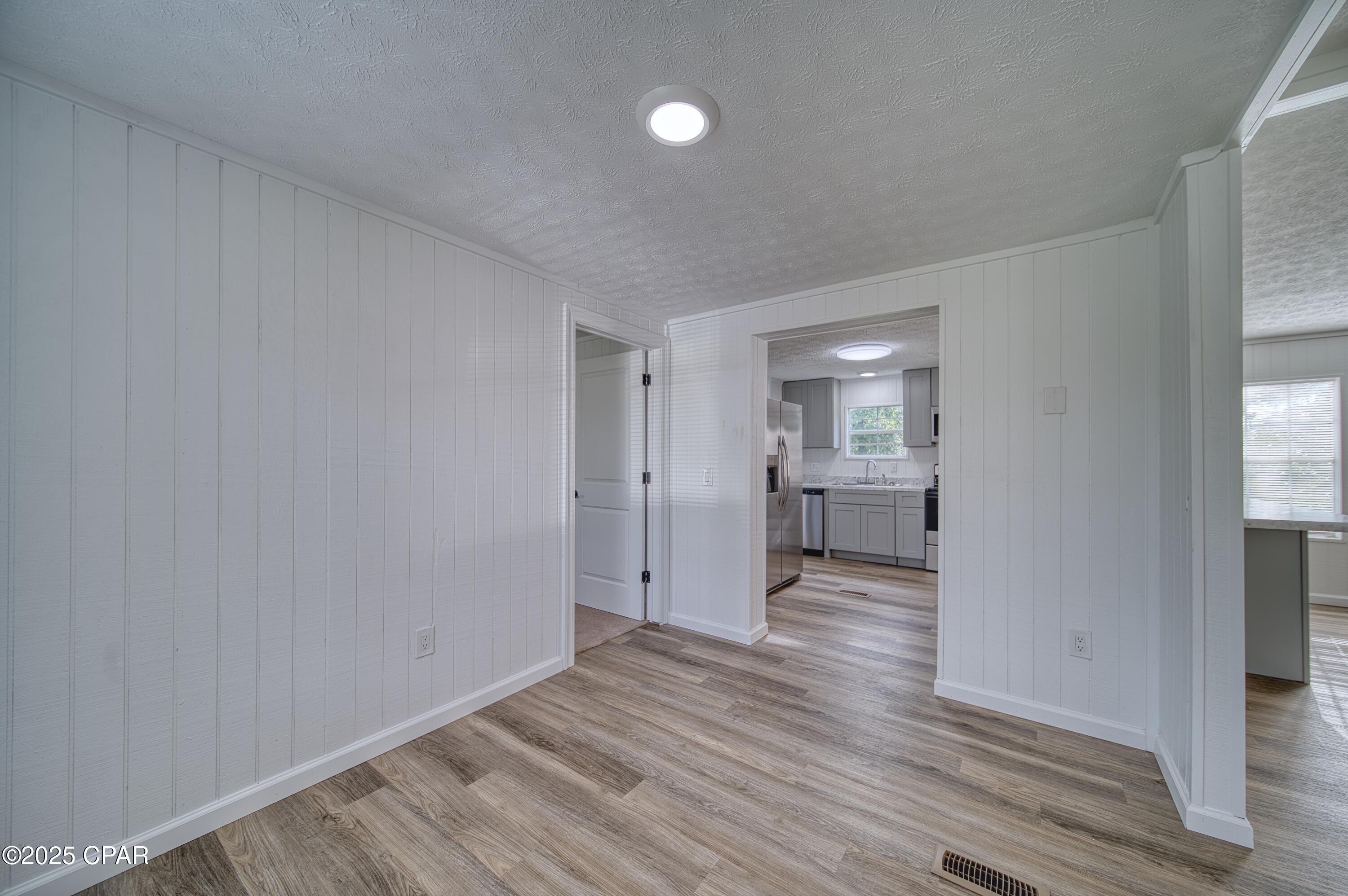 Image 12 For 7923 Santa Rosa Avenue