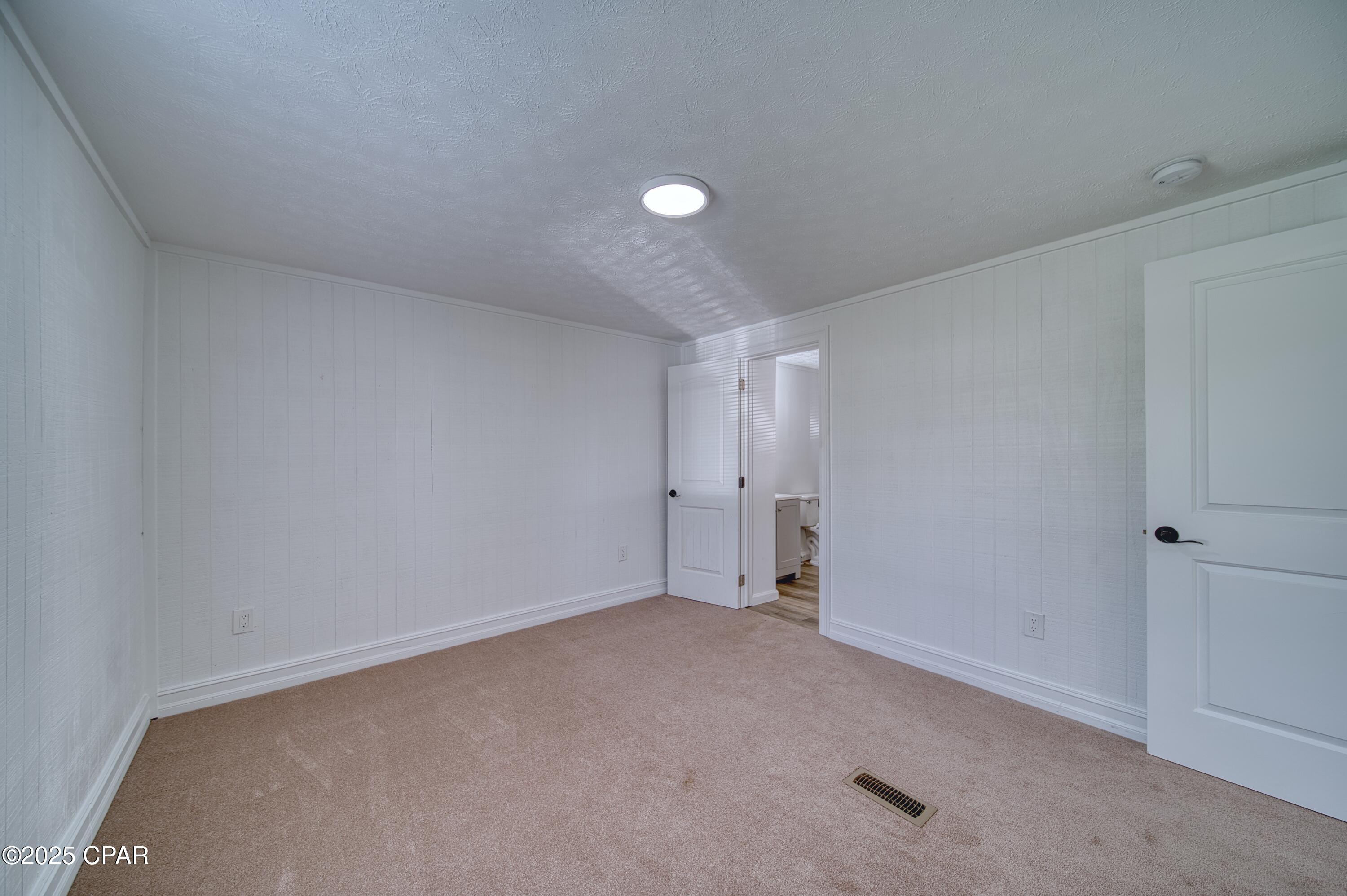 Image 16 For 7923 Santa Rosa Avenue