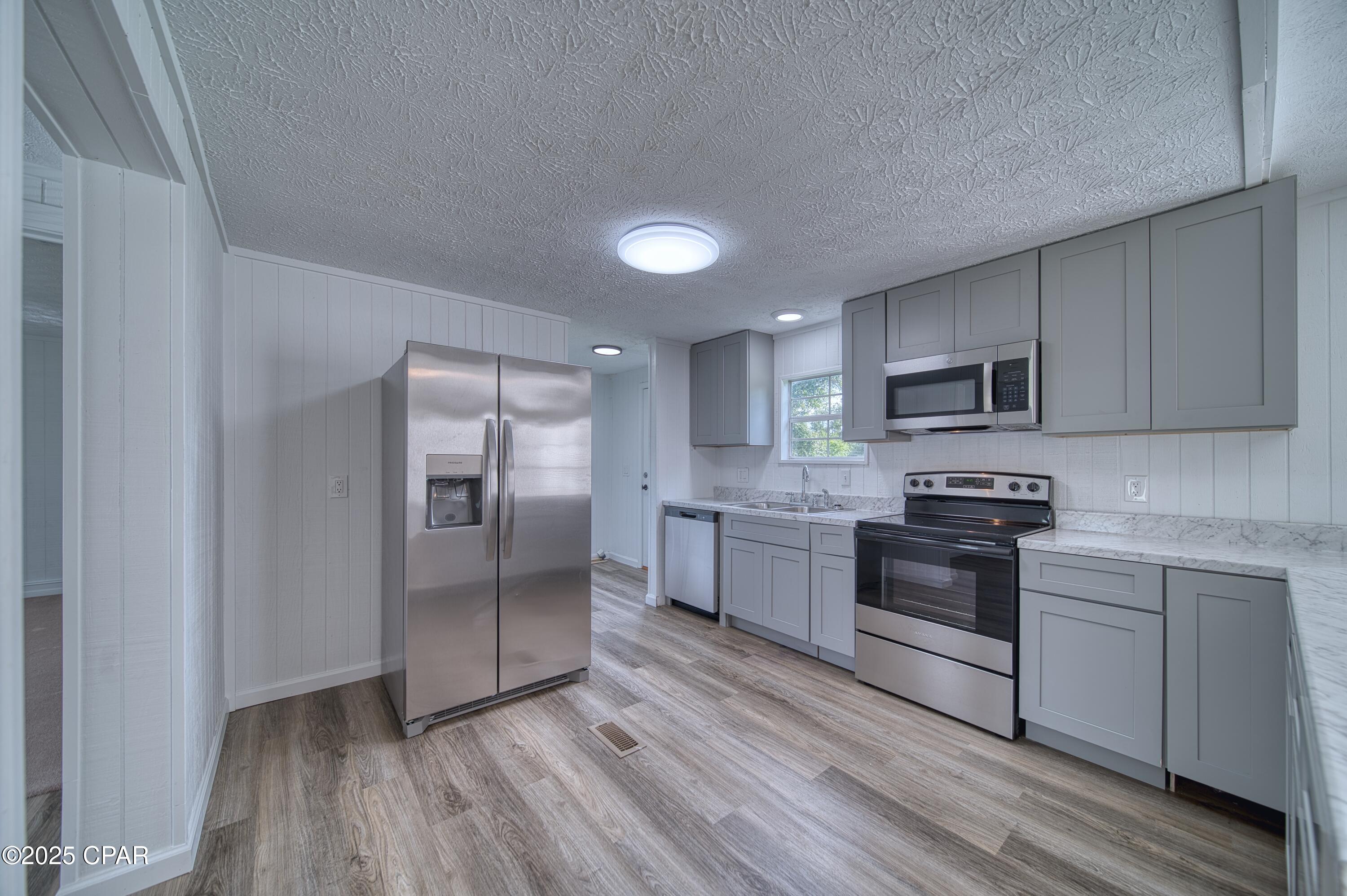 Image 22 For 7923 Santa Rosa Avenue