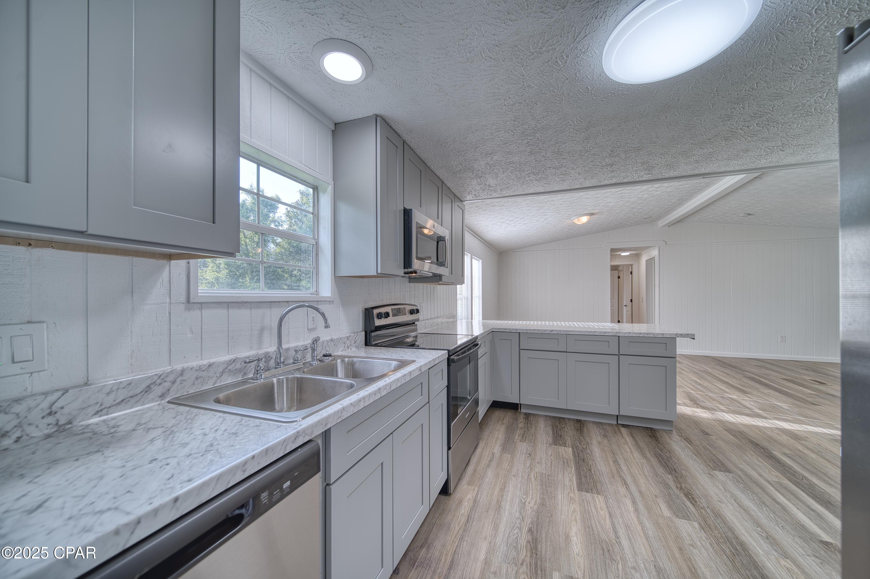 Image 23 For 7923 Santa Rosa Avenue