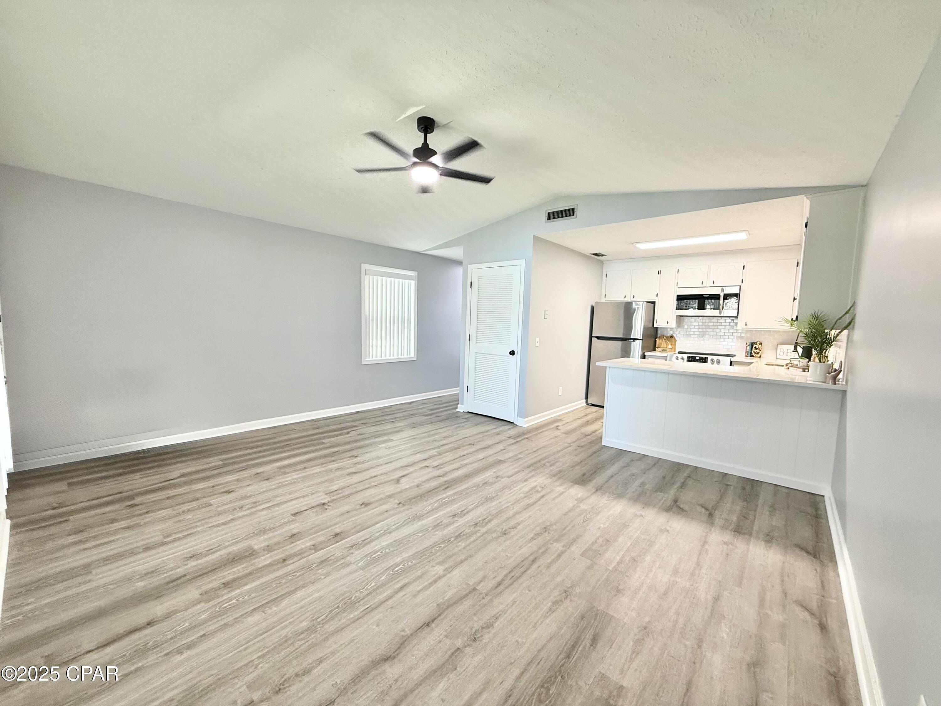 Image 7 For 17462 Front Beach Road 44h