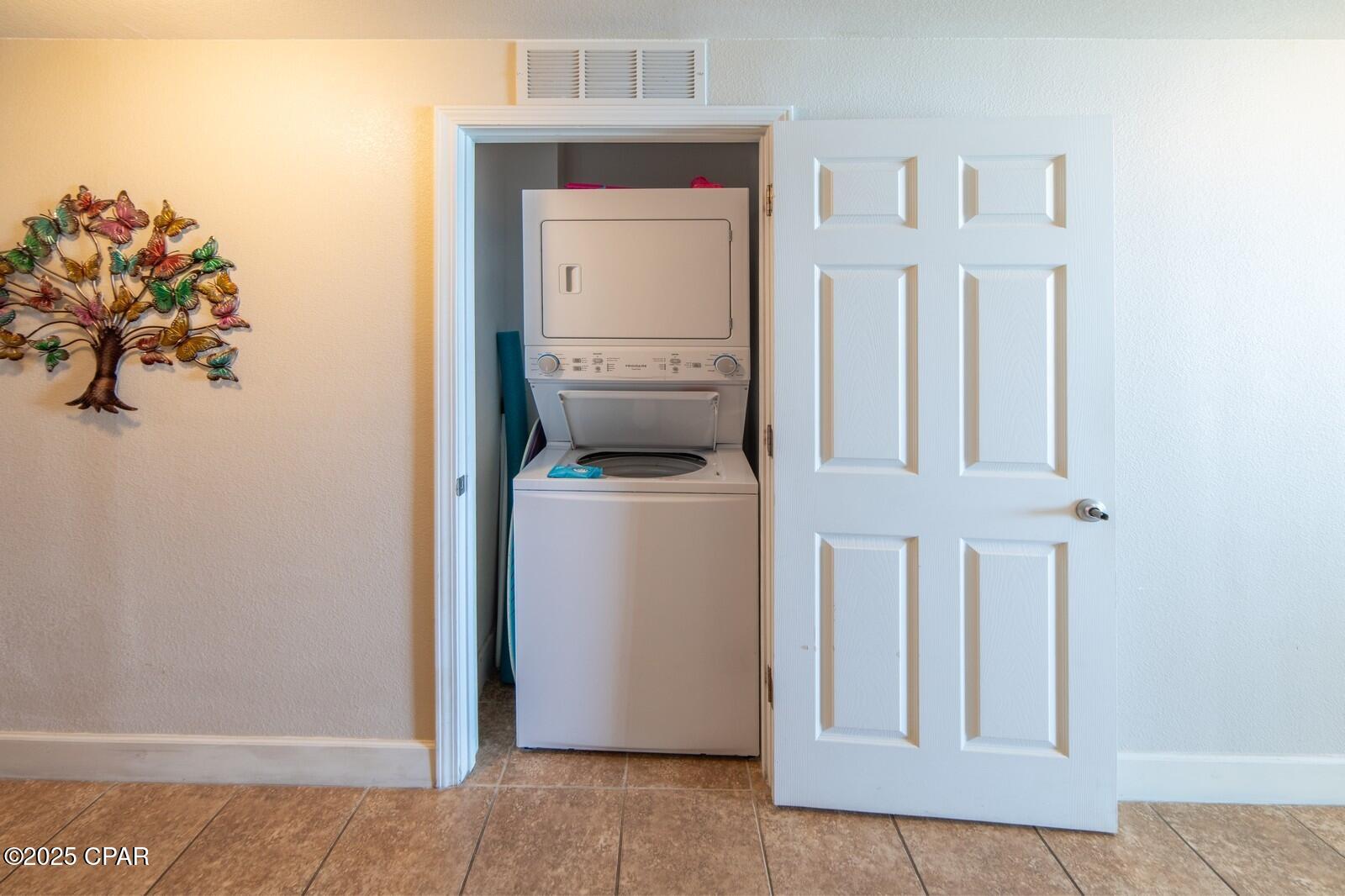 Image 30 For 16819 Front Beach Road 214