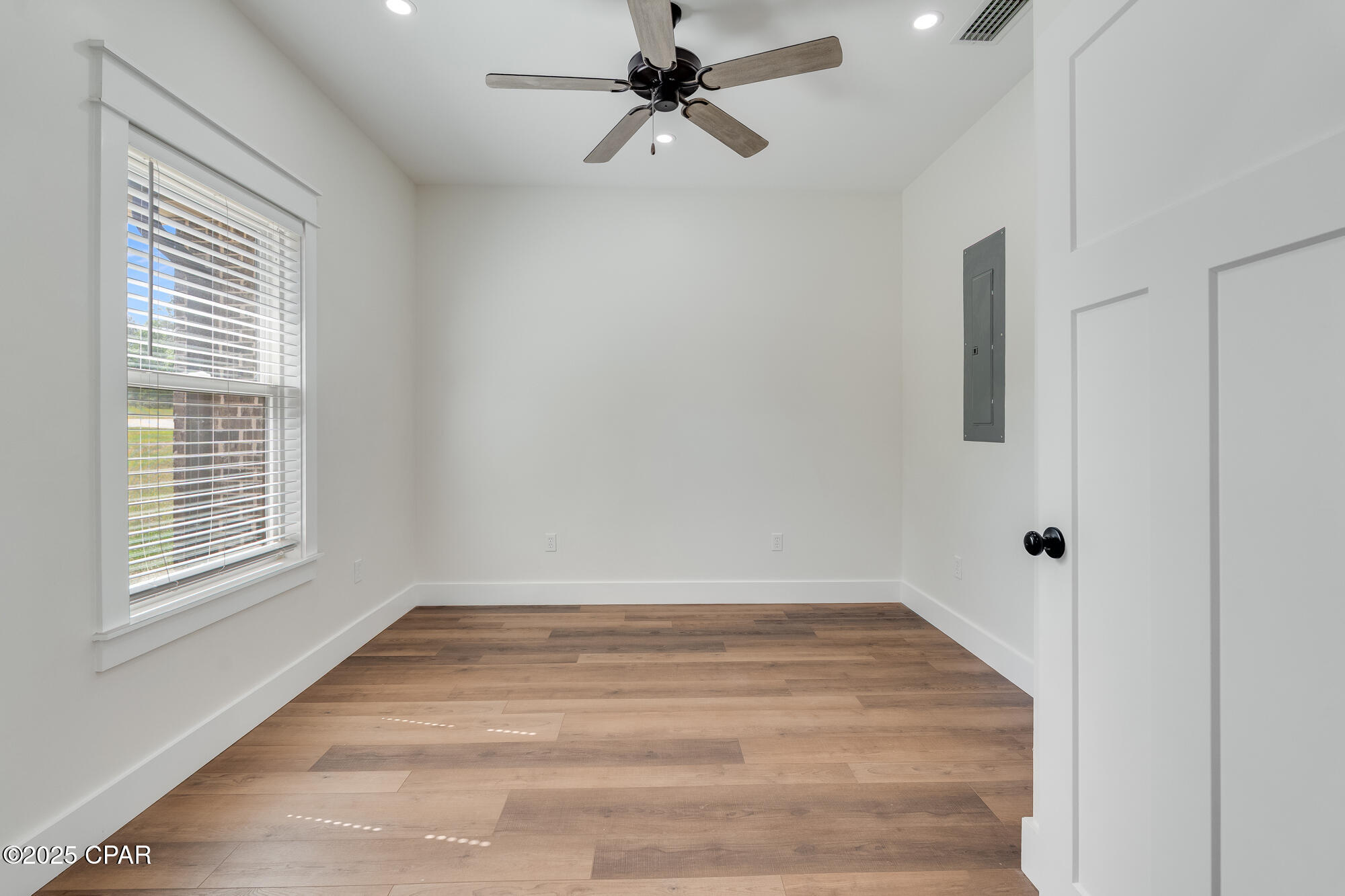 Image 24 For 2789 Summer Drive