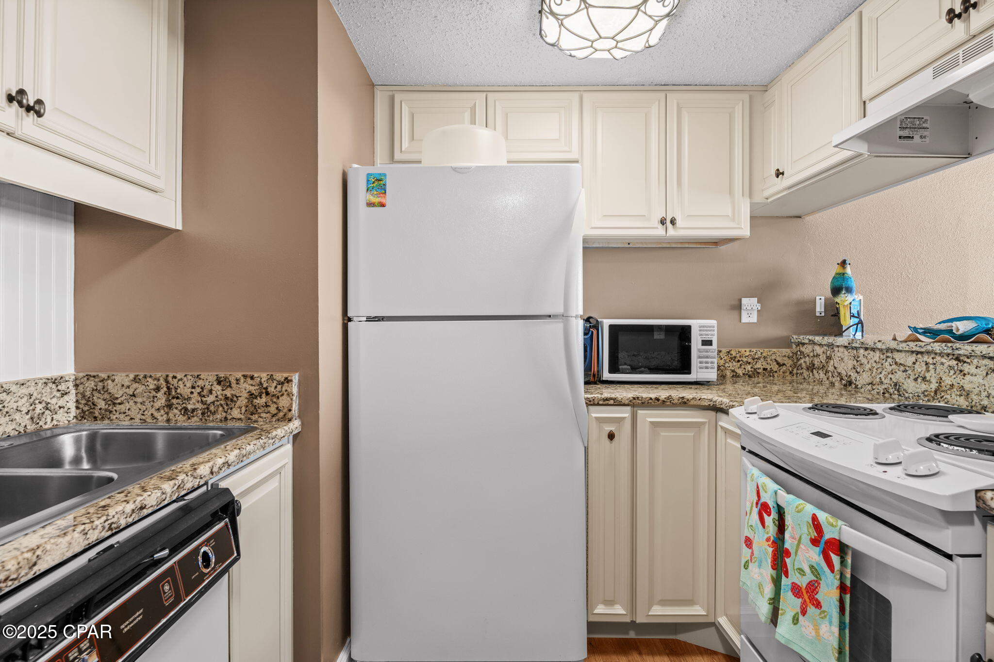 Image 15 For 23223 Front Beach Road A509