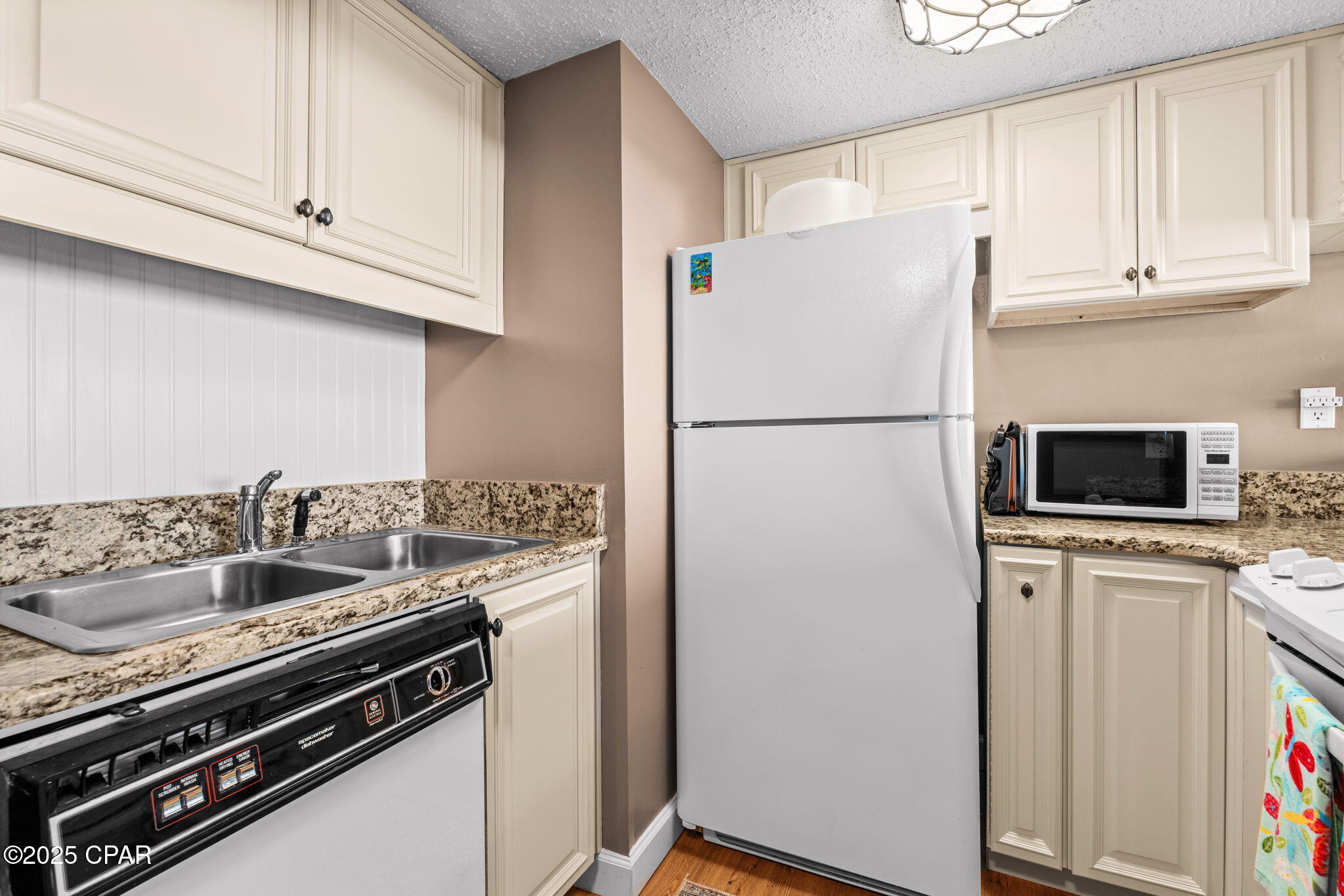 Image 16 For 23223 Front Beach Road A509