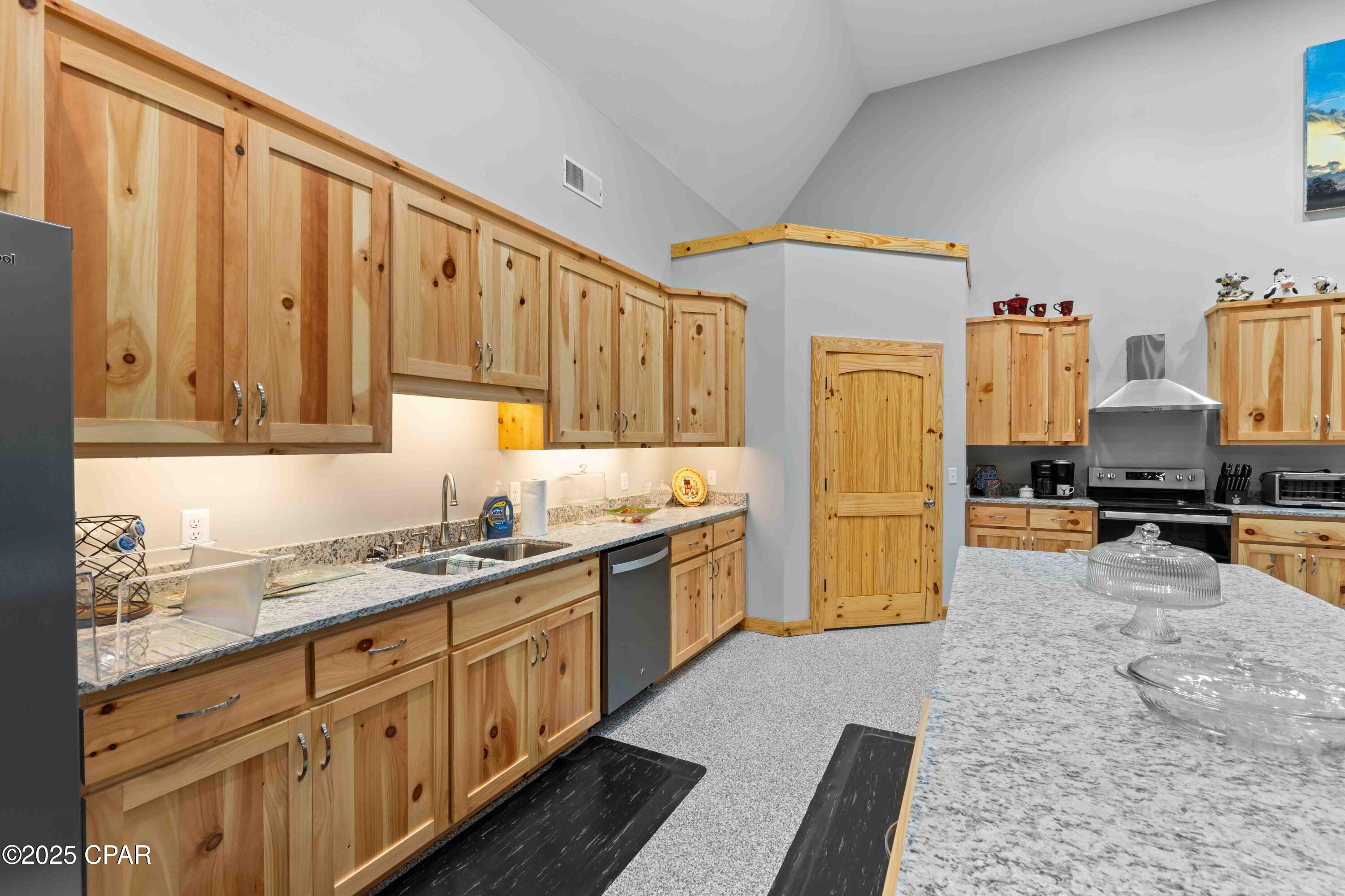 Image 19 For 701 State Road 20 W