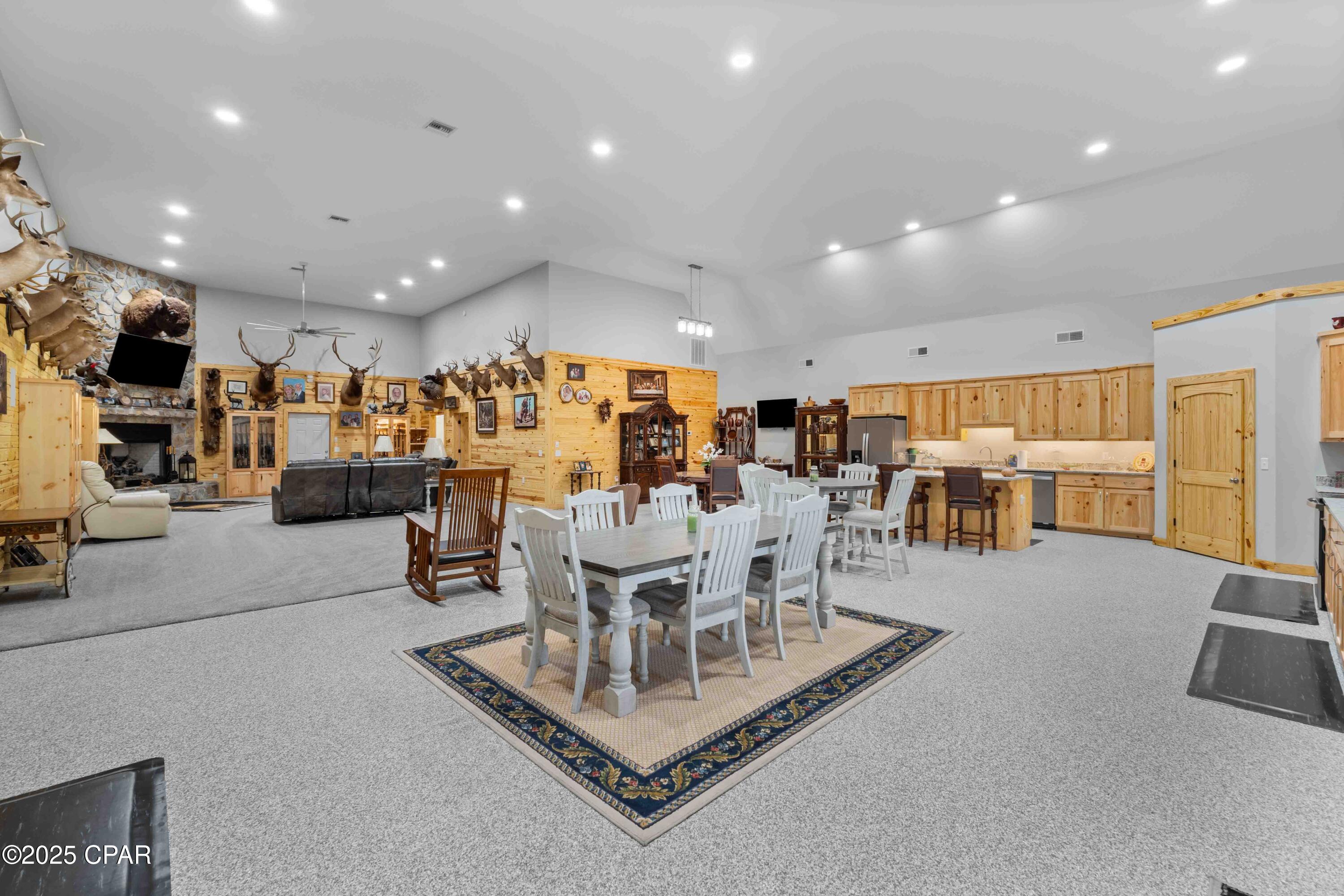 Image 22 For 701 State Road 20 W