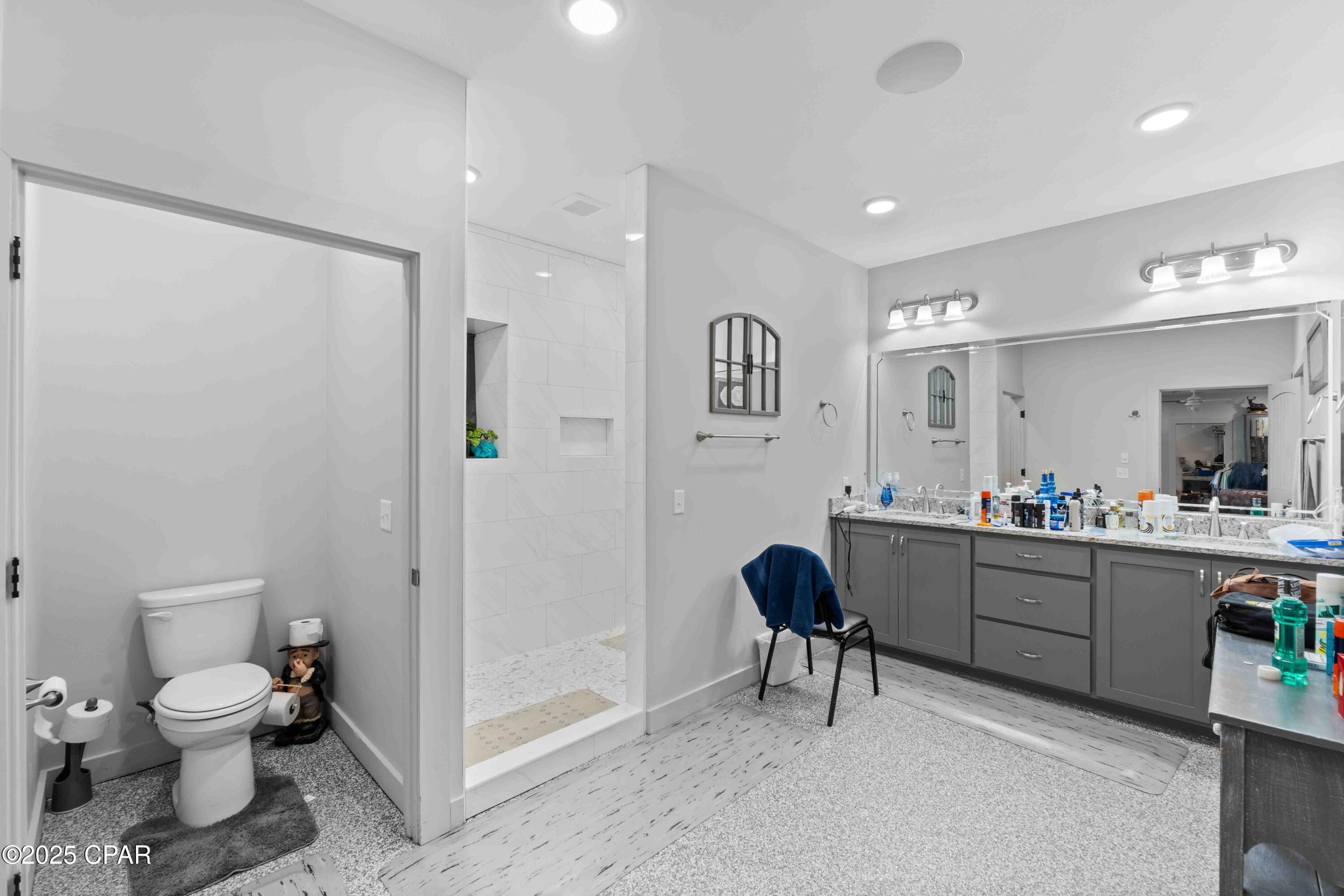 Image 28 For 701 State Road 20 W