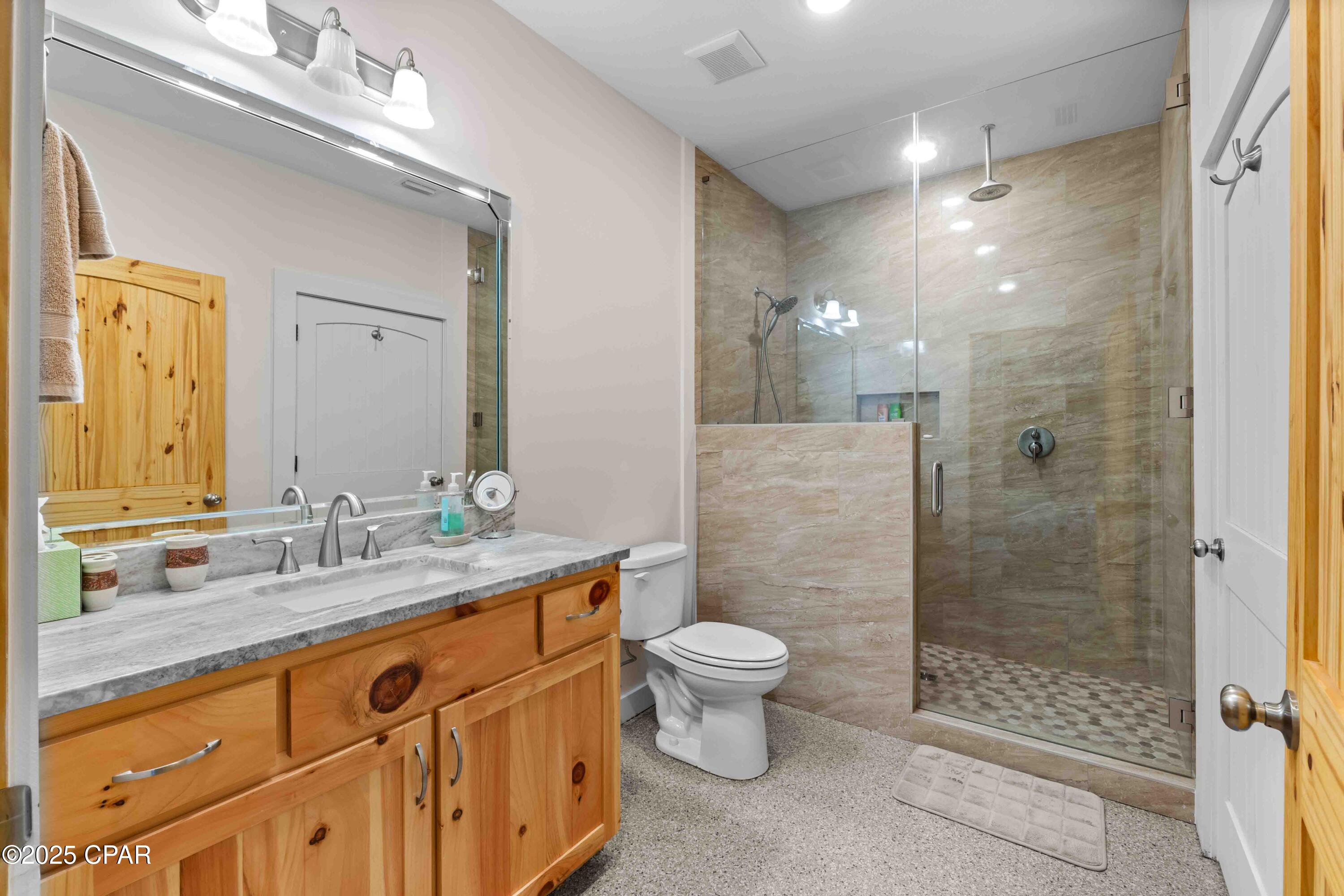 Image 35 For 701 State Road 20 W