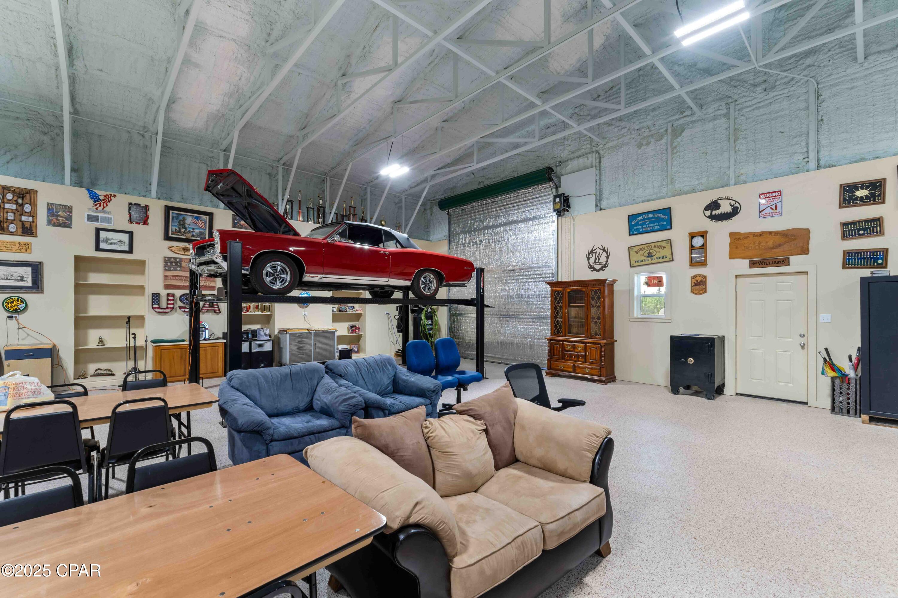 Image 40 For 701 State Road 20 W