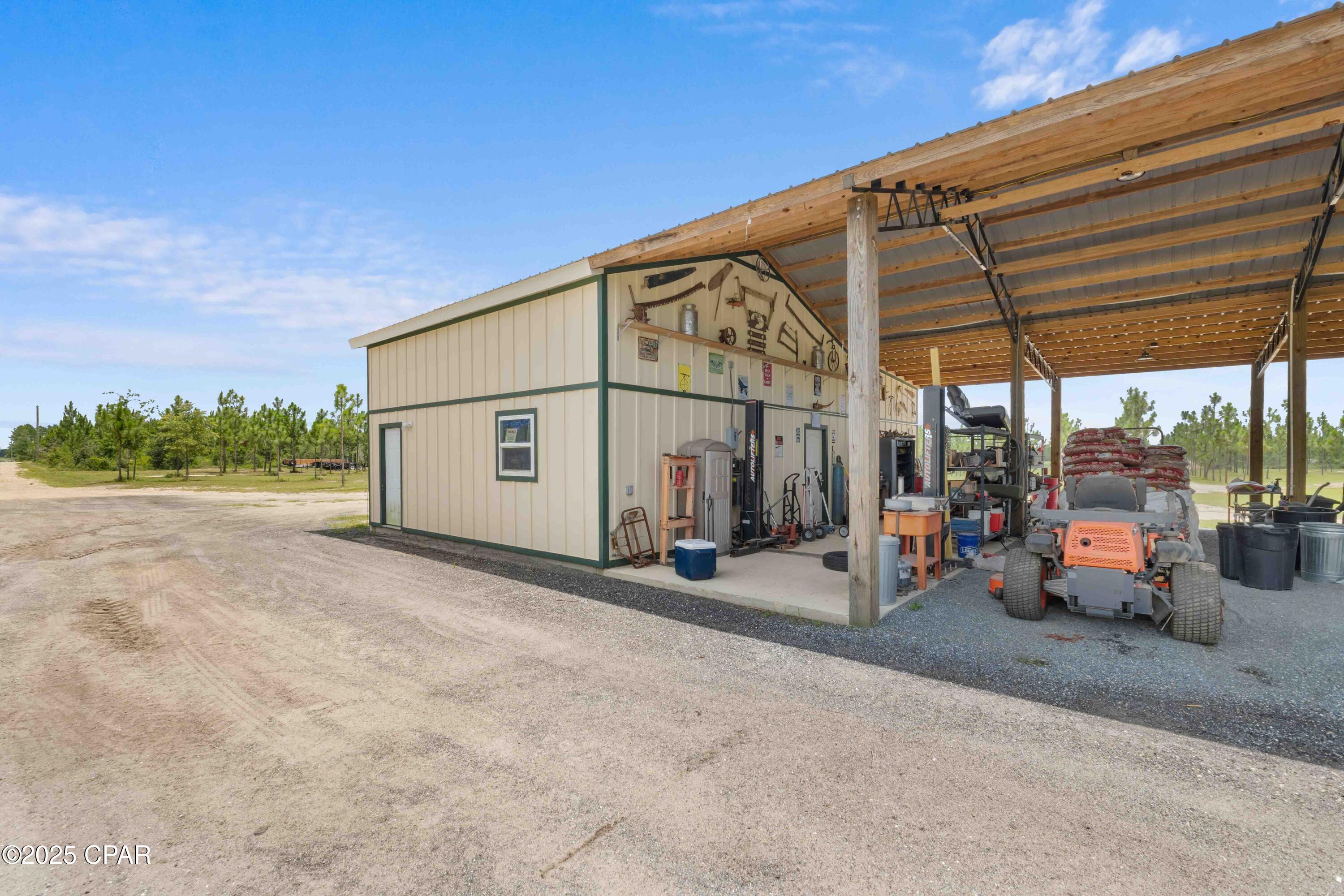 Image 61 For 701 State Road 20 W