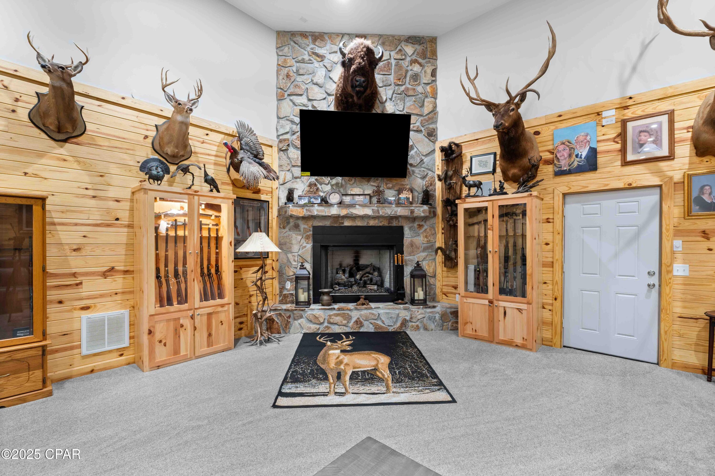 Image 9 For 701 State Road 20 W