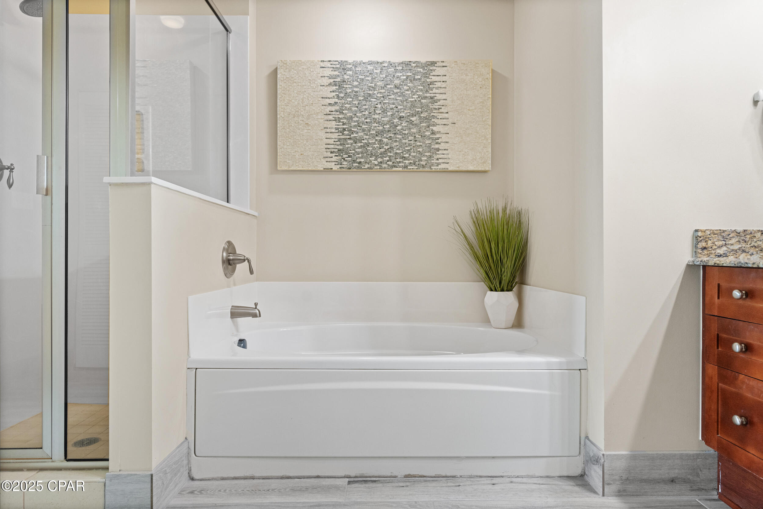 Image 32 For 15625 Front Beach Road 1106