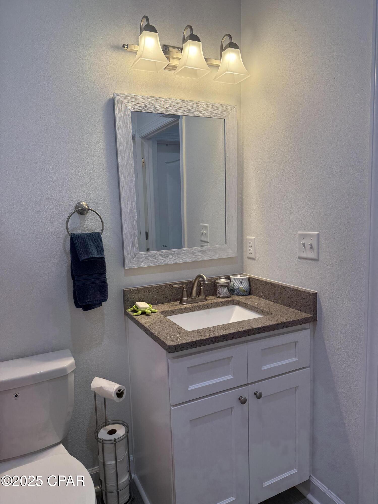 Image 30 For 237 Sherman Avenue