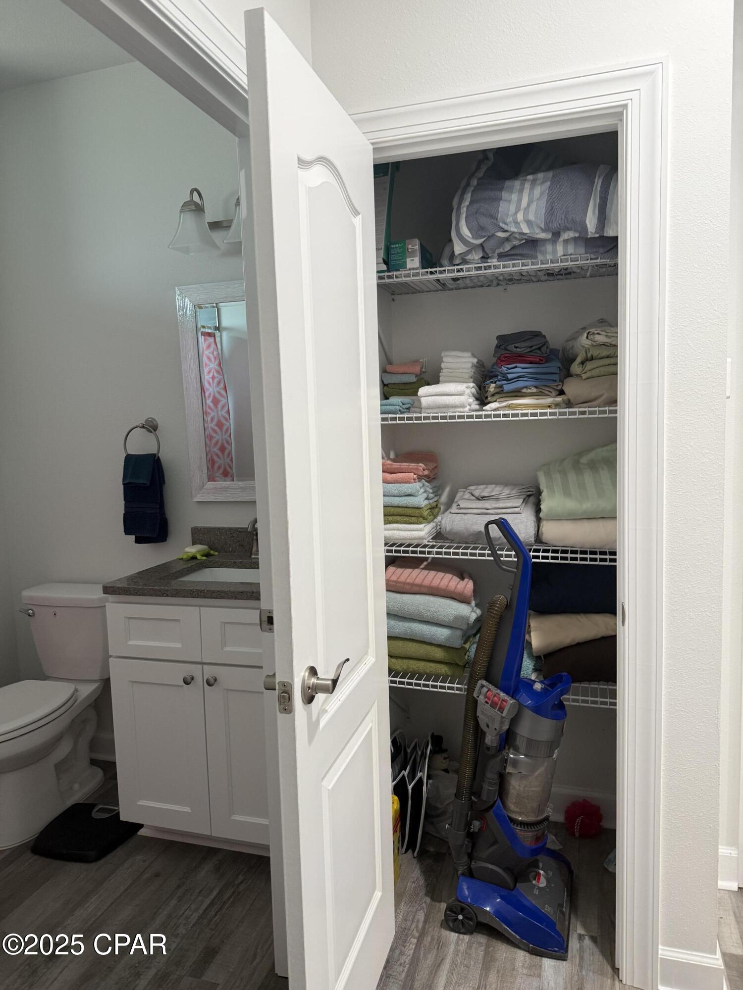 Image 31 For 237 Sherman Avenue