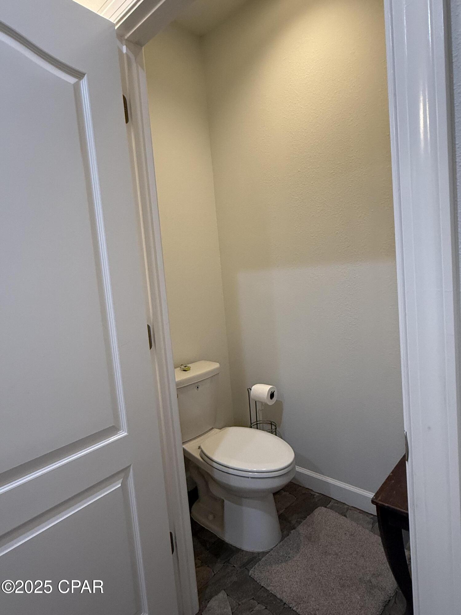 Image 7 For 237 Sherman Avenue