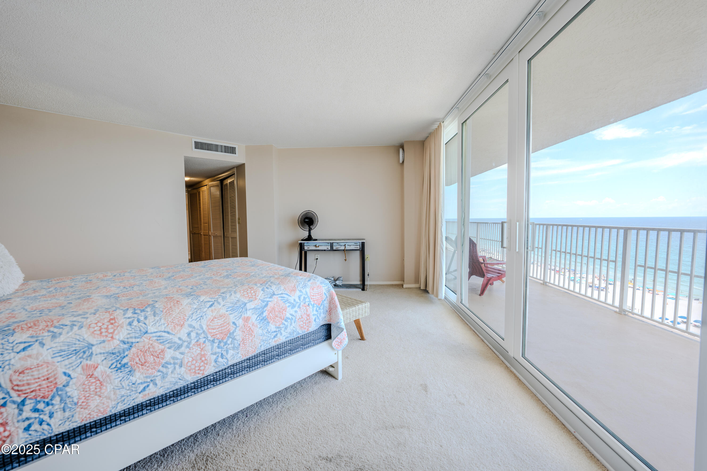 Image 12 For 7205 Thomas Drive  1206 E