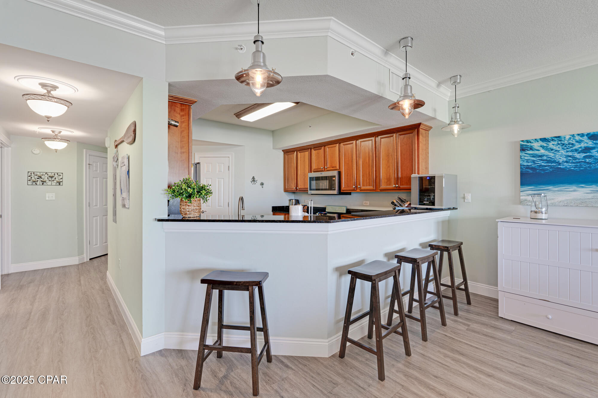 Listing photo id 11 for 800 Highway 98  302