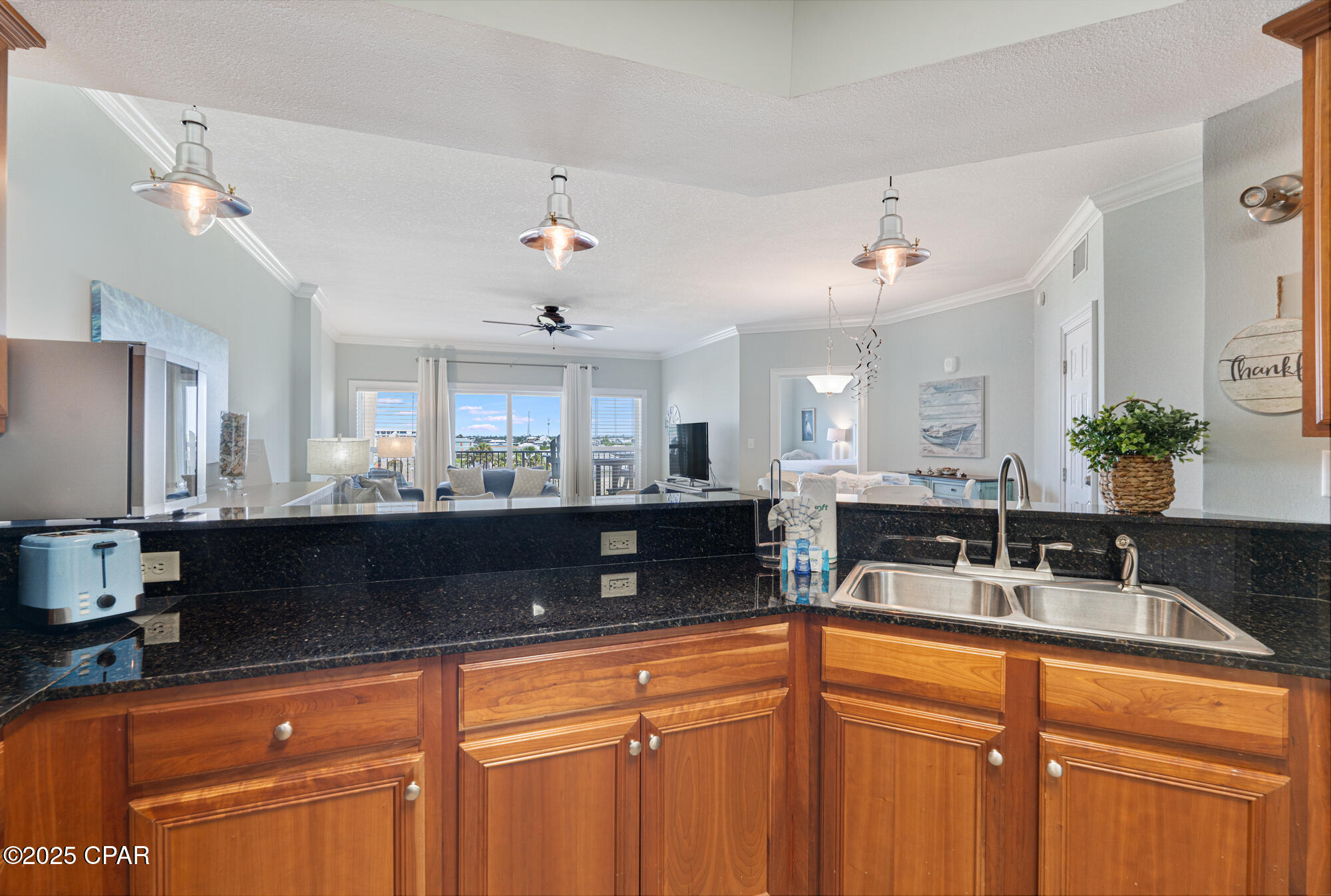 Listing photo id 16 for 800 Highway 98  302