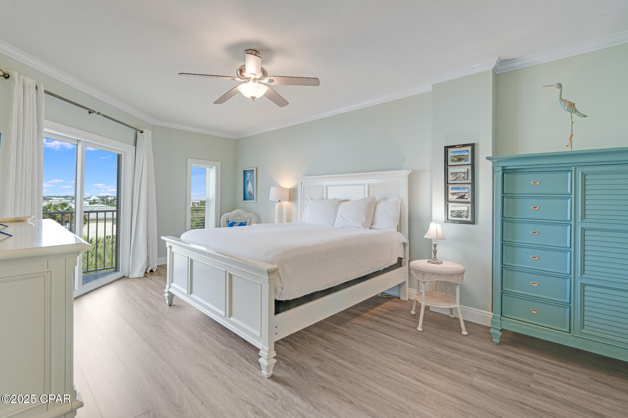 Listing photo id 18 for 800 Highway 98  302