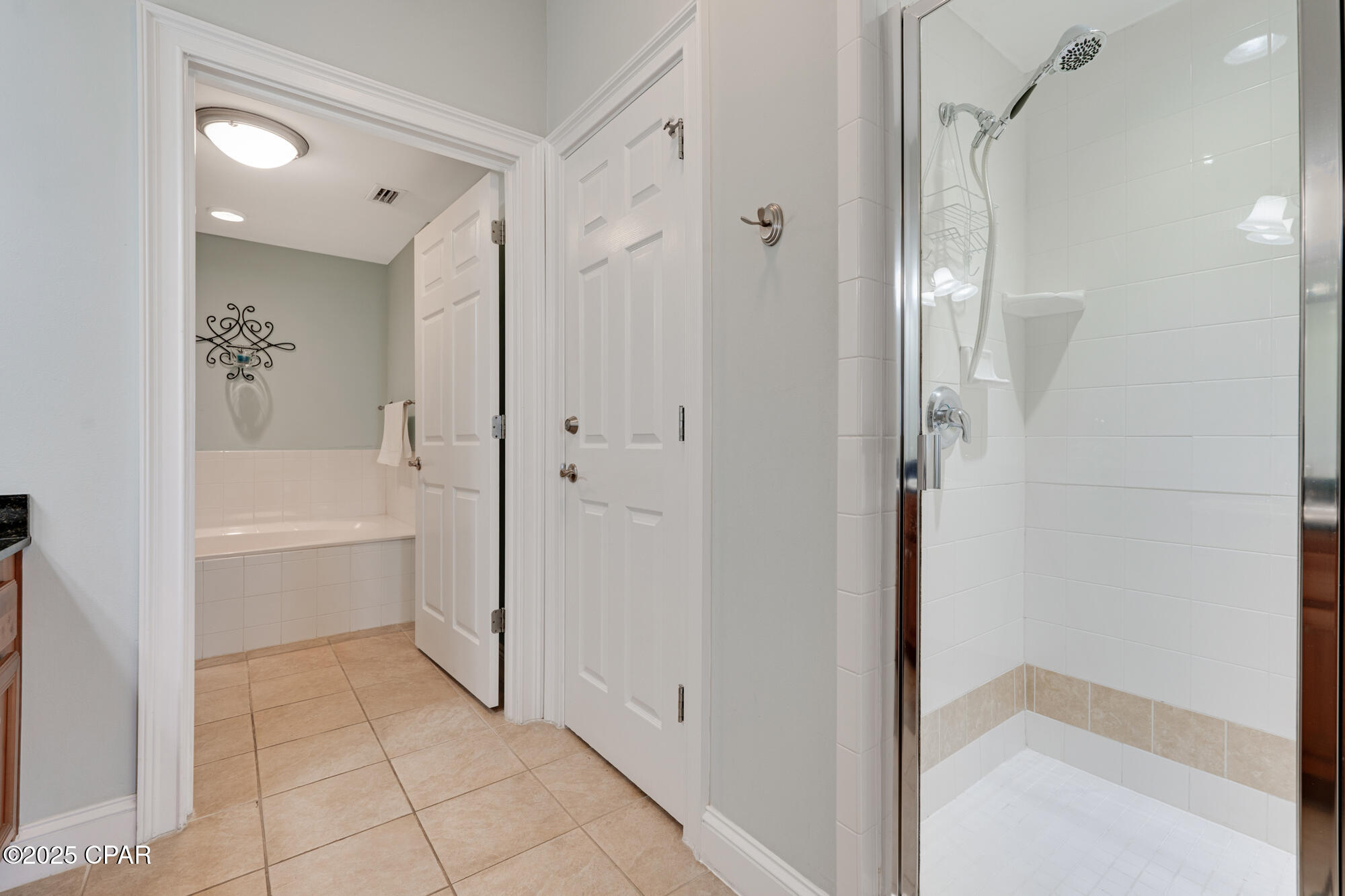 Listing photo id 23 for 800 Highway 98  302