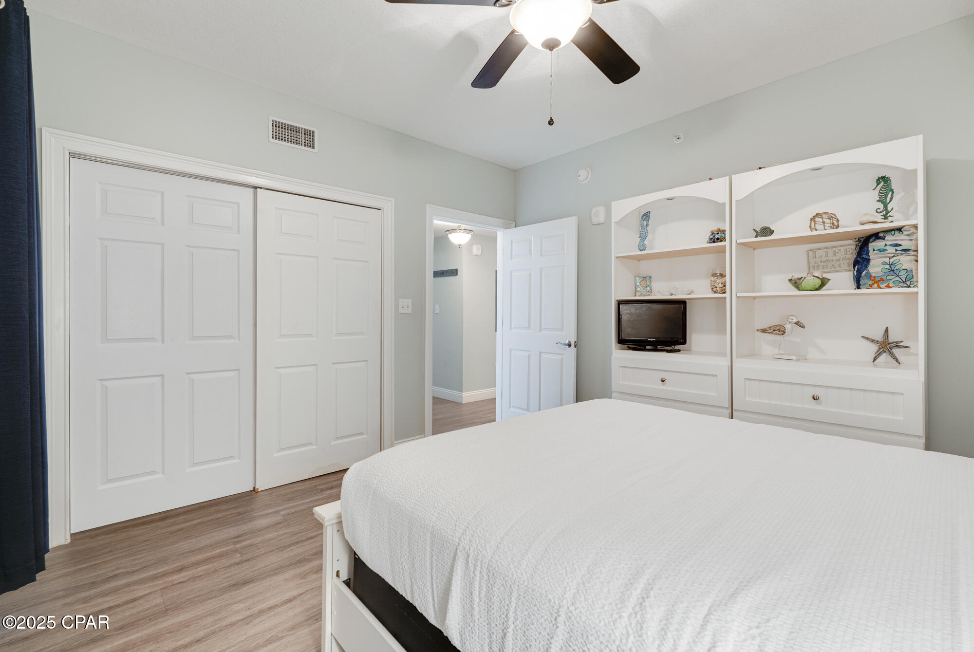 Listing photo id 25 for 800 Highway 98  302