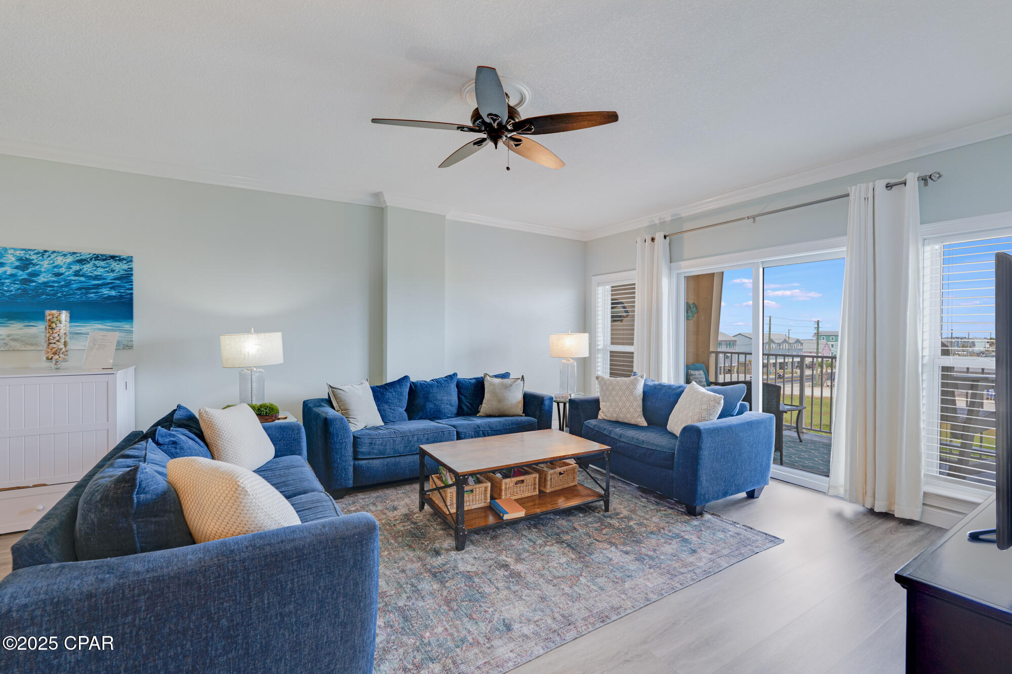 Listing photo id 4 for 800 Highway 98  302