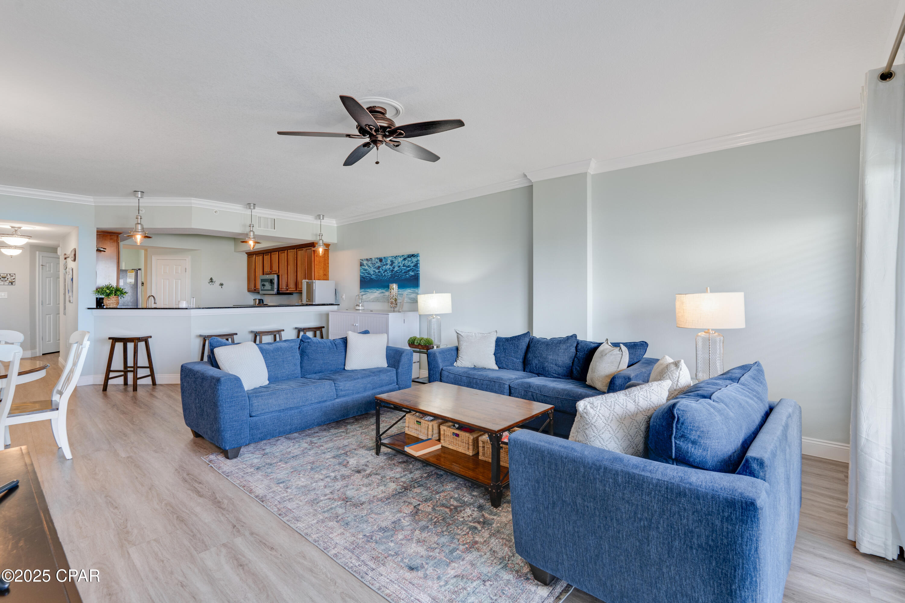 Listing photo id 5 for 800 Highway 98  302