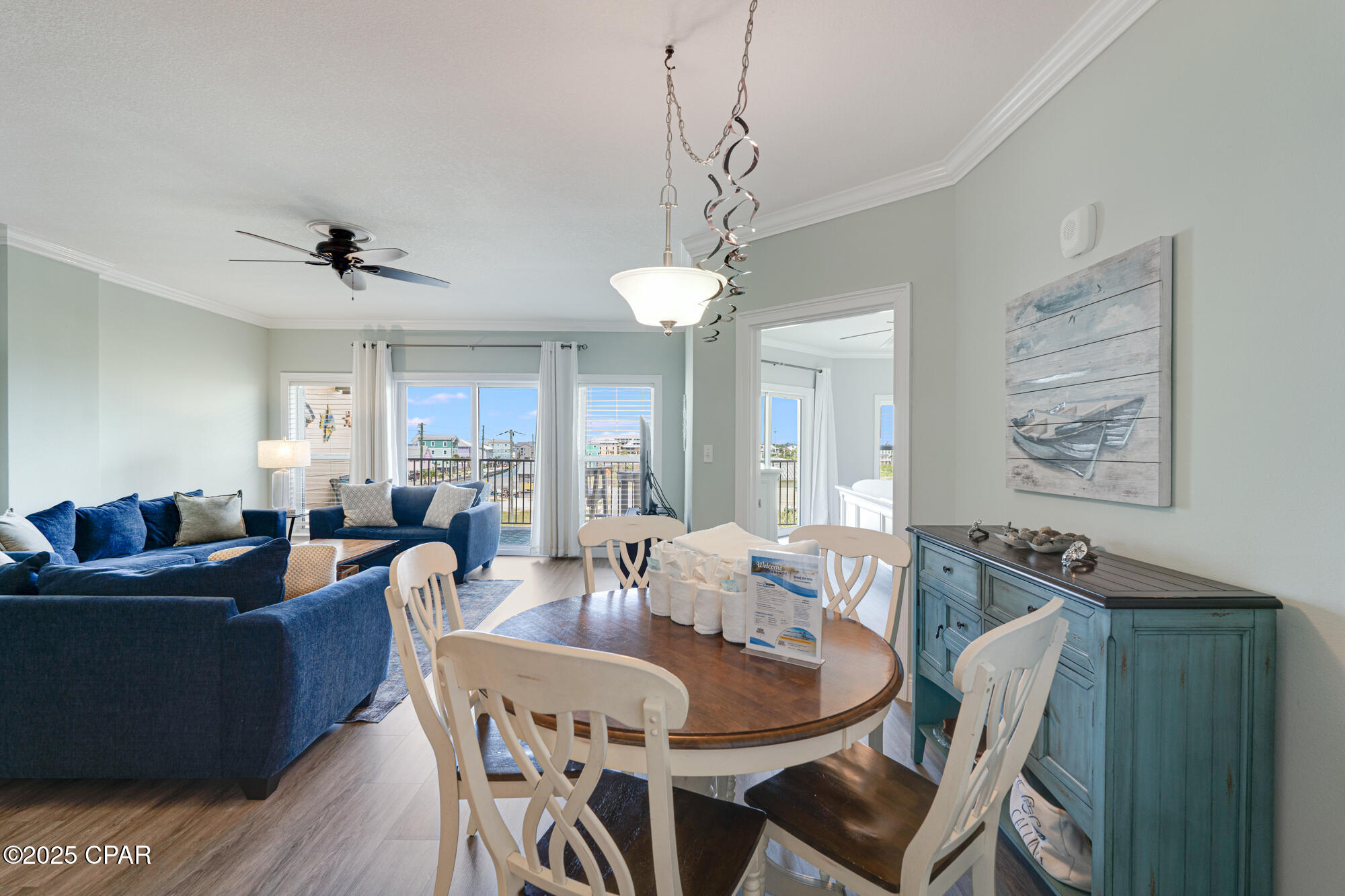 Listing photo id 7 for 800 Highway 98  302