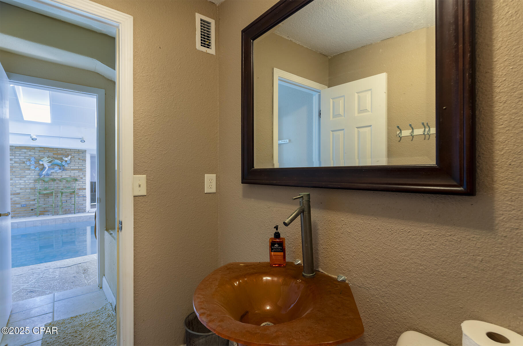 Image 20 For 419 Bay Shore Drive