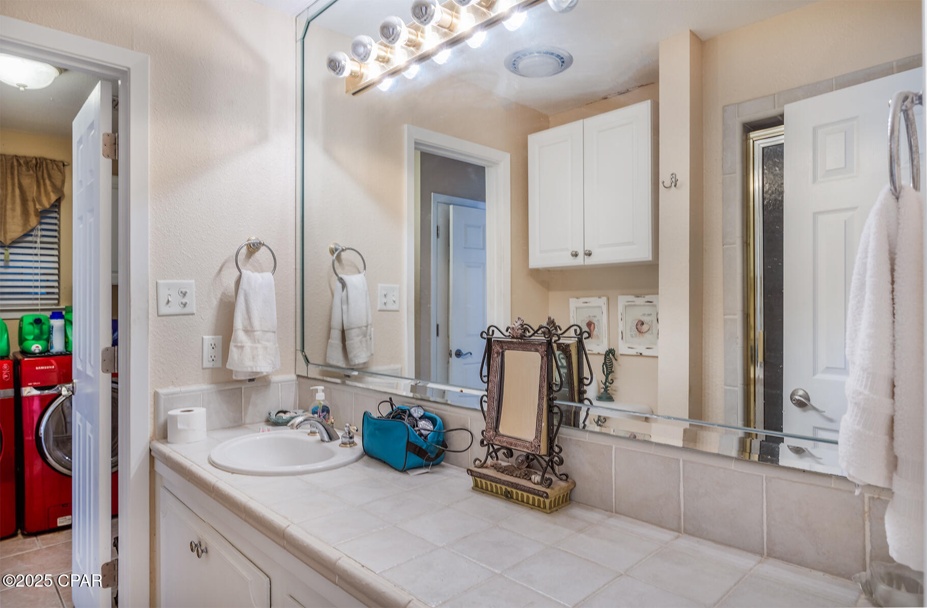 Image 44 For 419 Bay Shore Drive