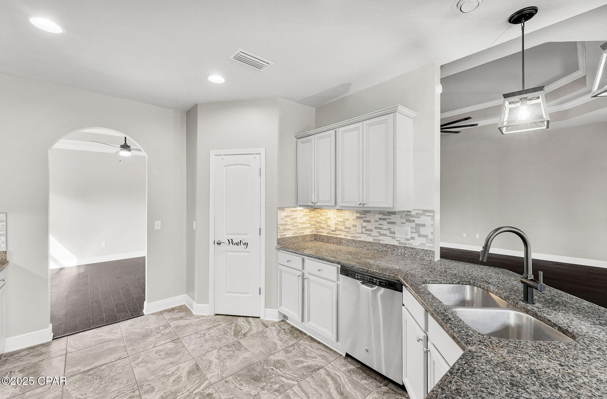 Image 18 For 804 Buoy Court