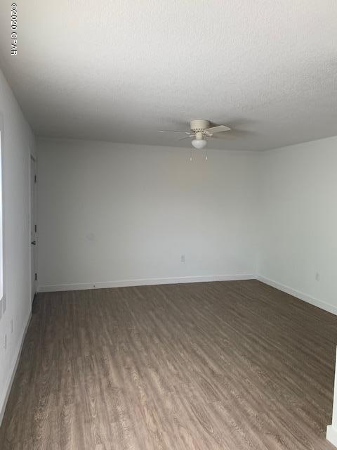 Image 6 For 168 Comet Avenue E-2