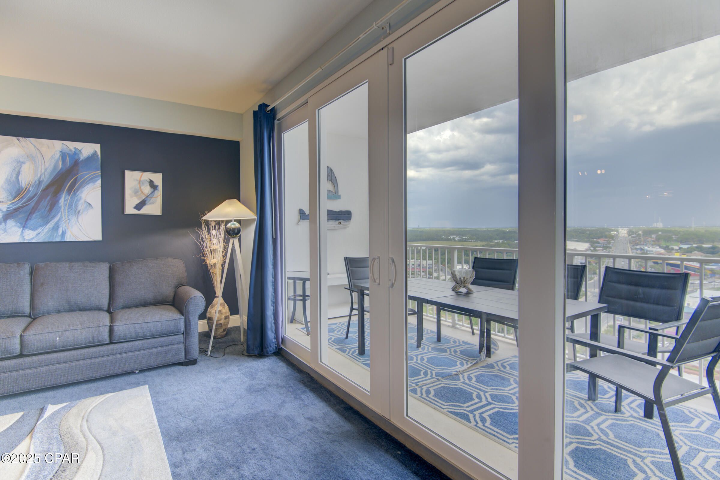 Image 5 For 9902 Thomas Drive Drive 1537