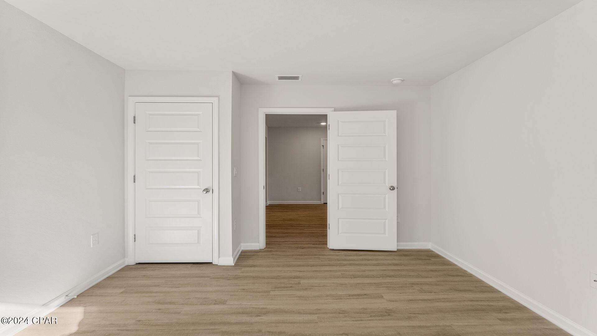 Image 17 For 213 Cades Court