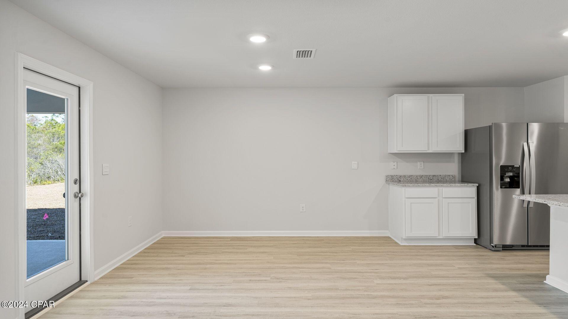 Image 25 For 213 Cades Court